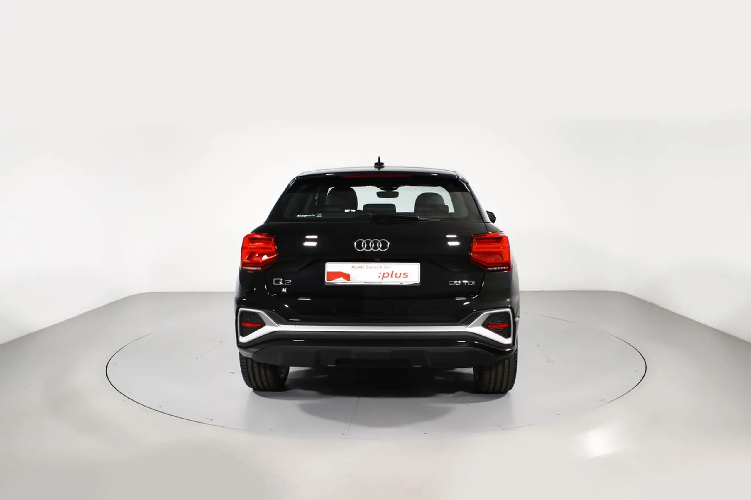 Audi - Q2