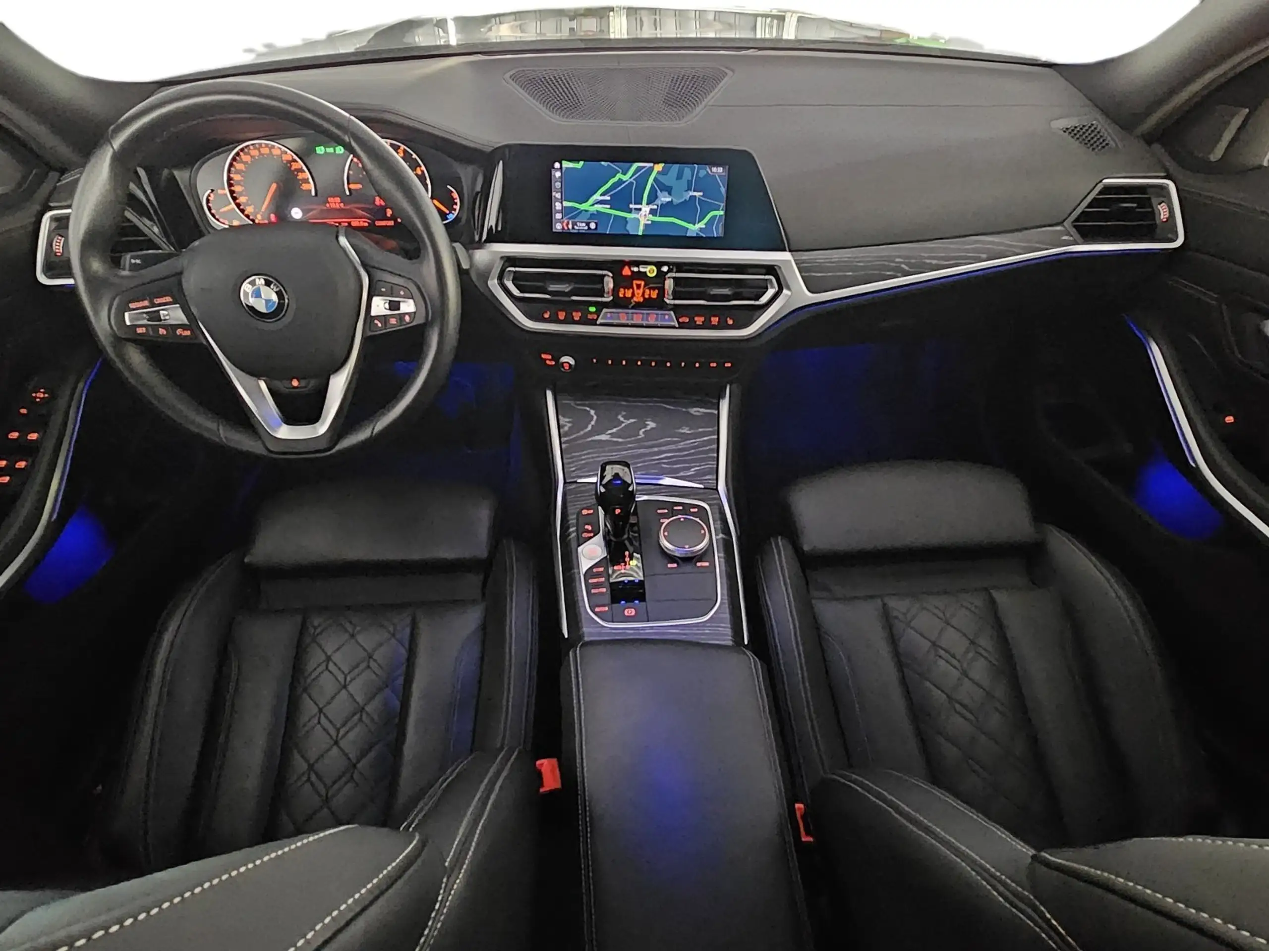 BMW - 330