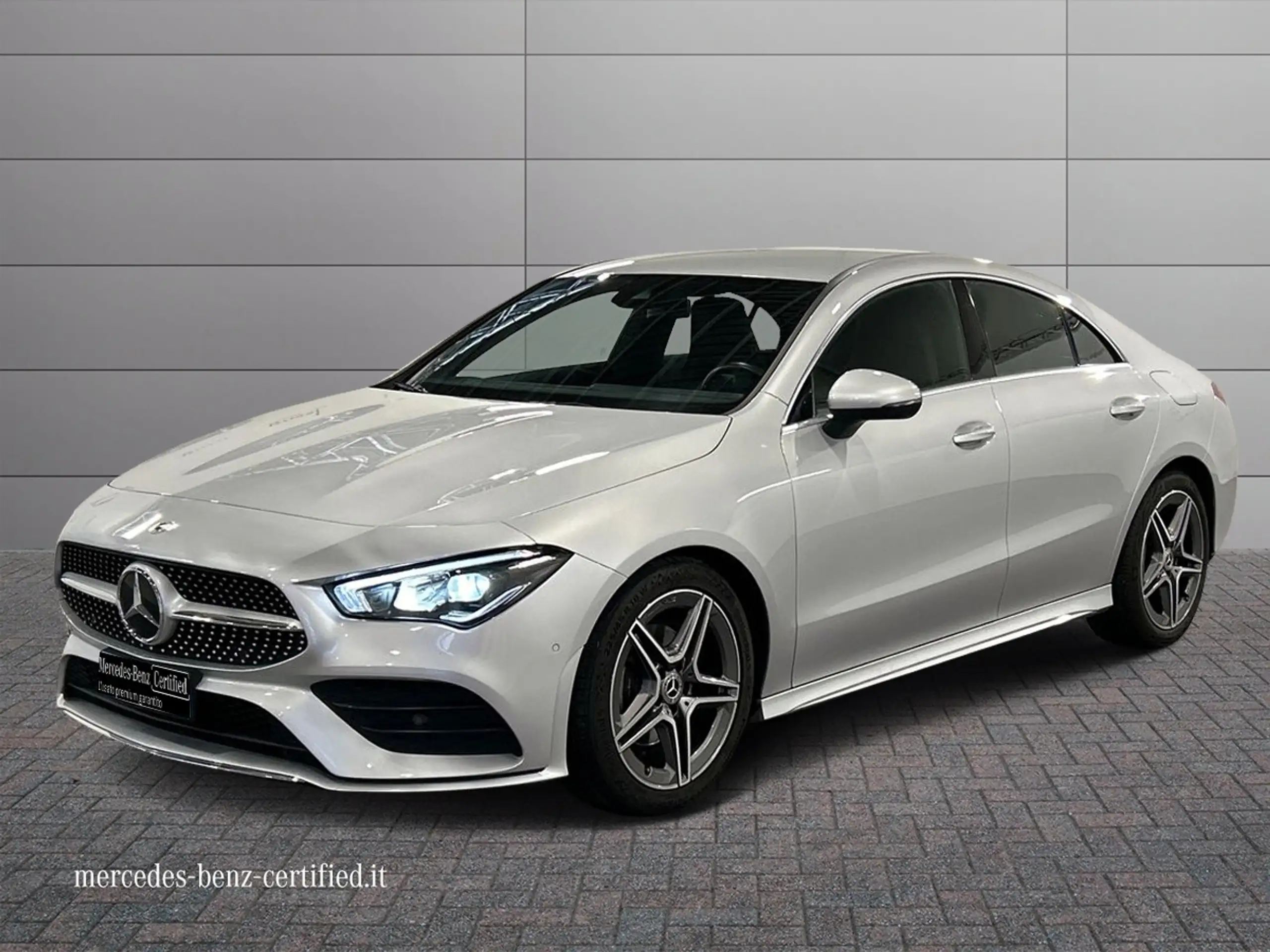 Mercedes-Benz CLA 180 2021