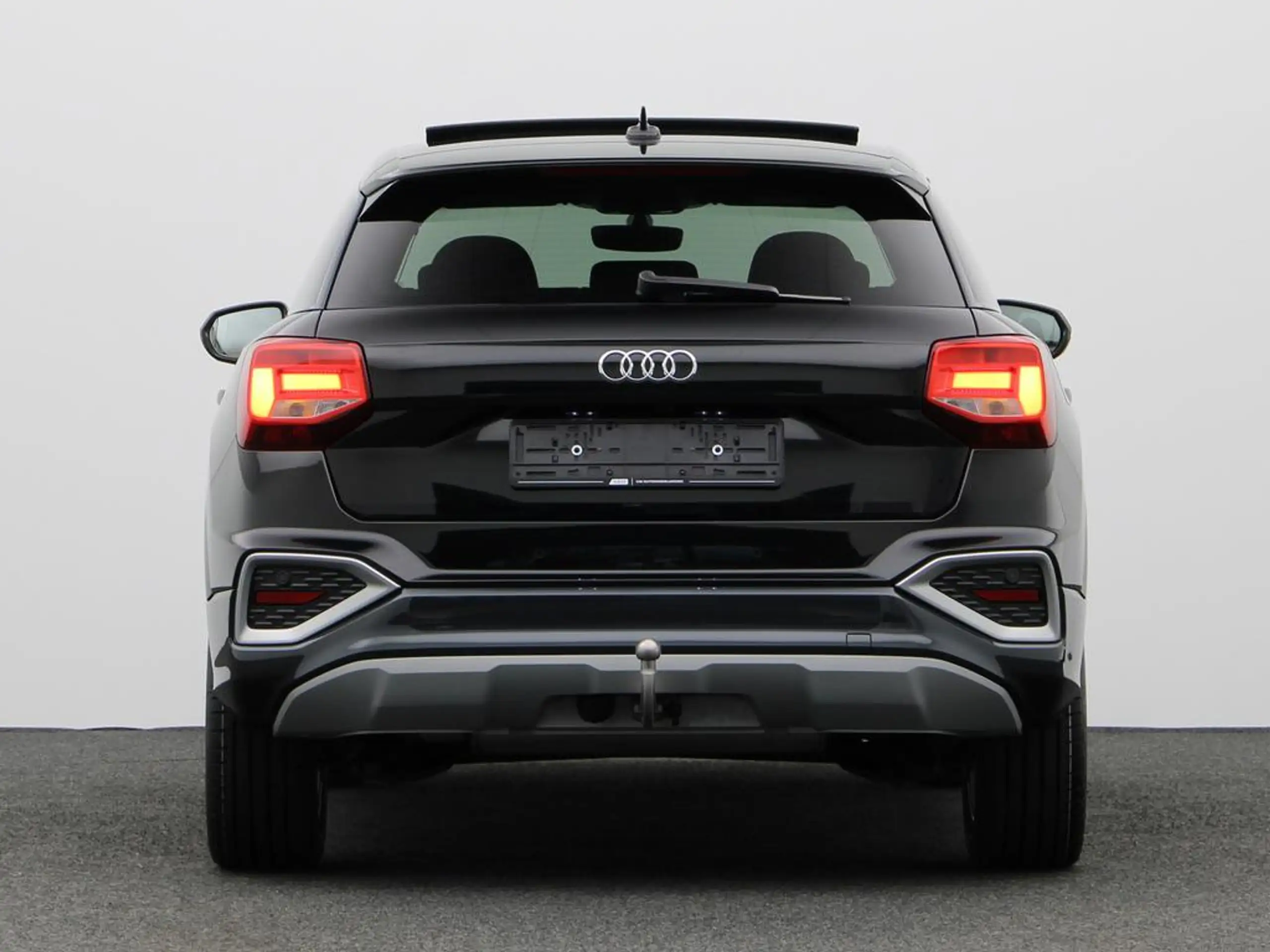 Audi - Q2