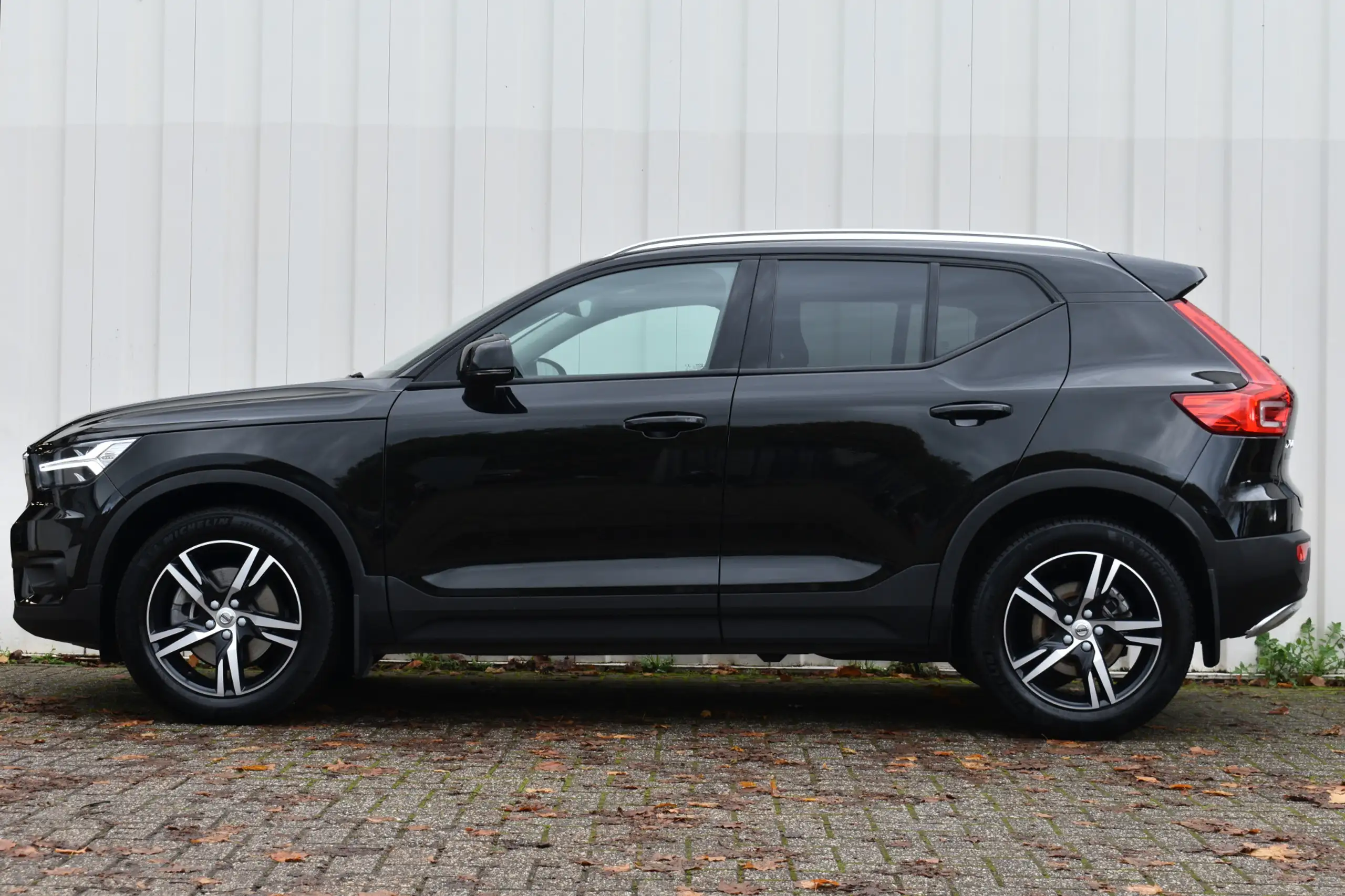 Volvo - XC40