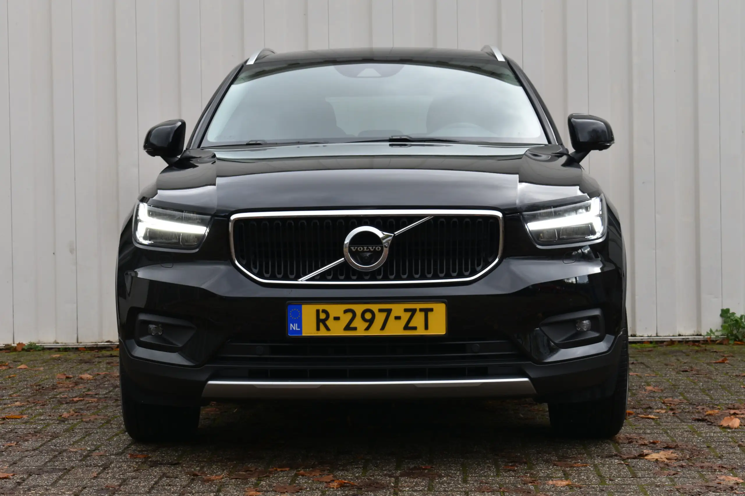 Volvo - XC40