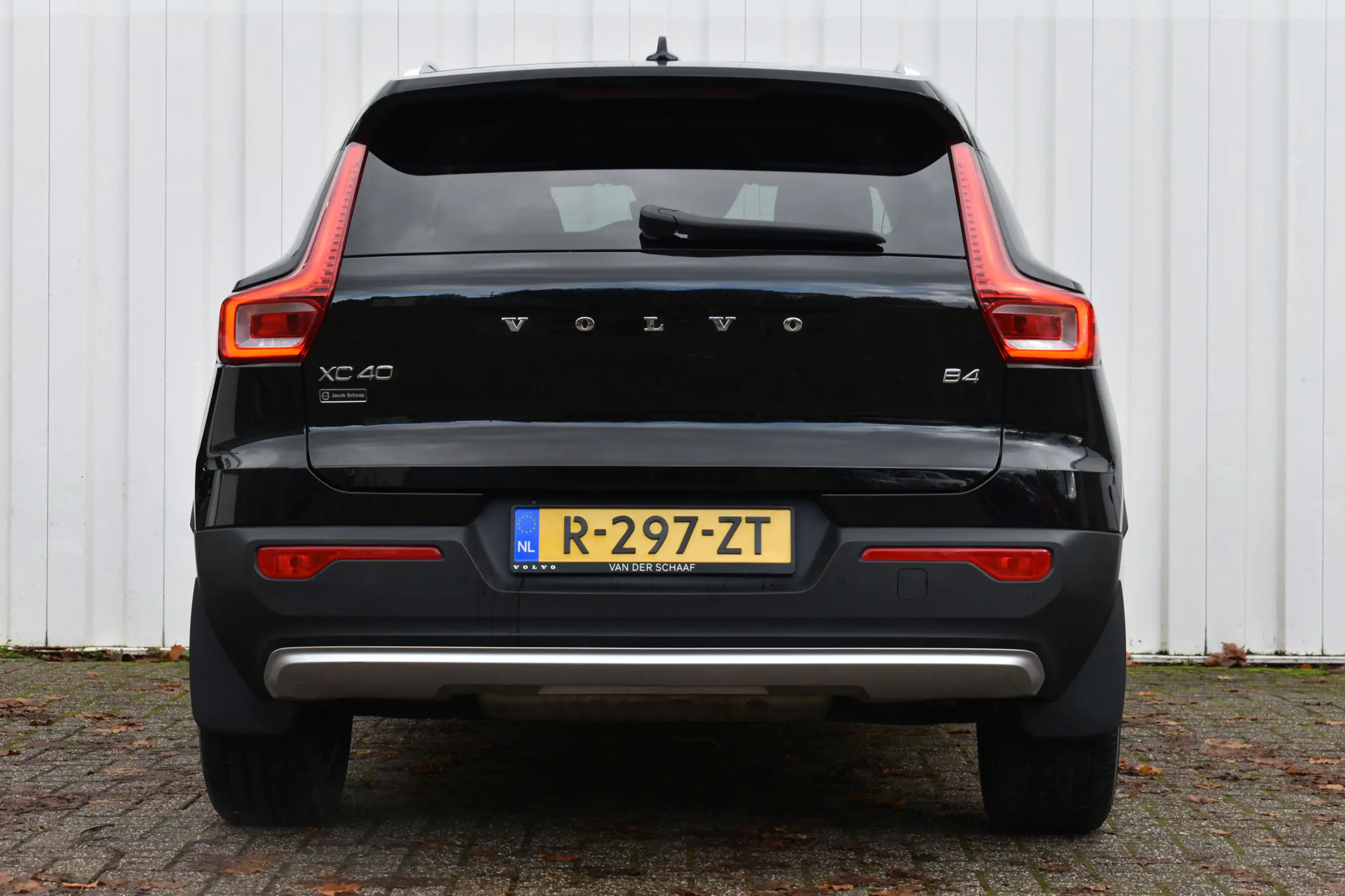 Volvo - XC40