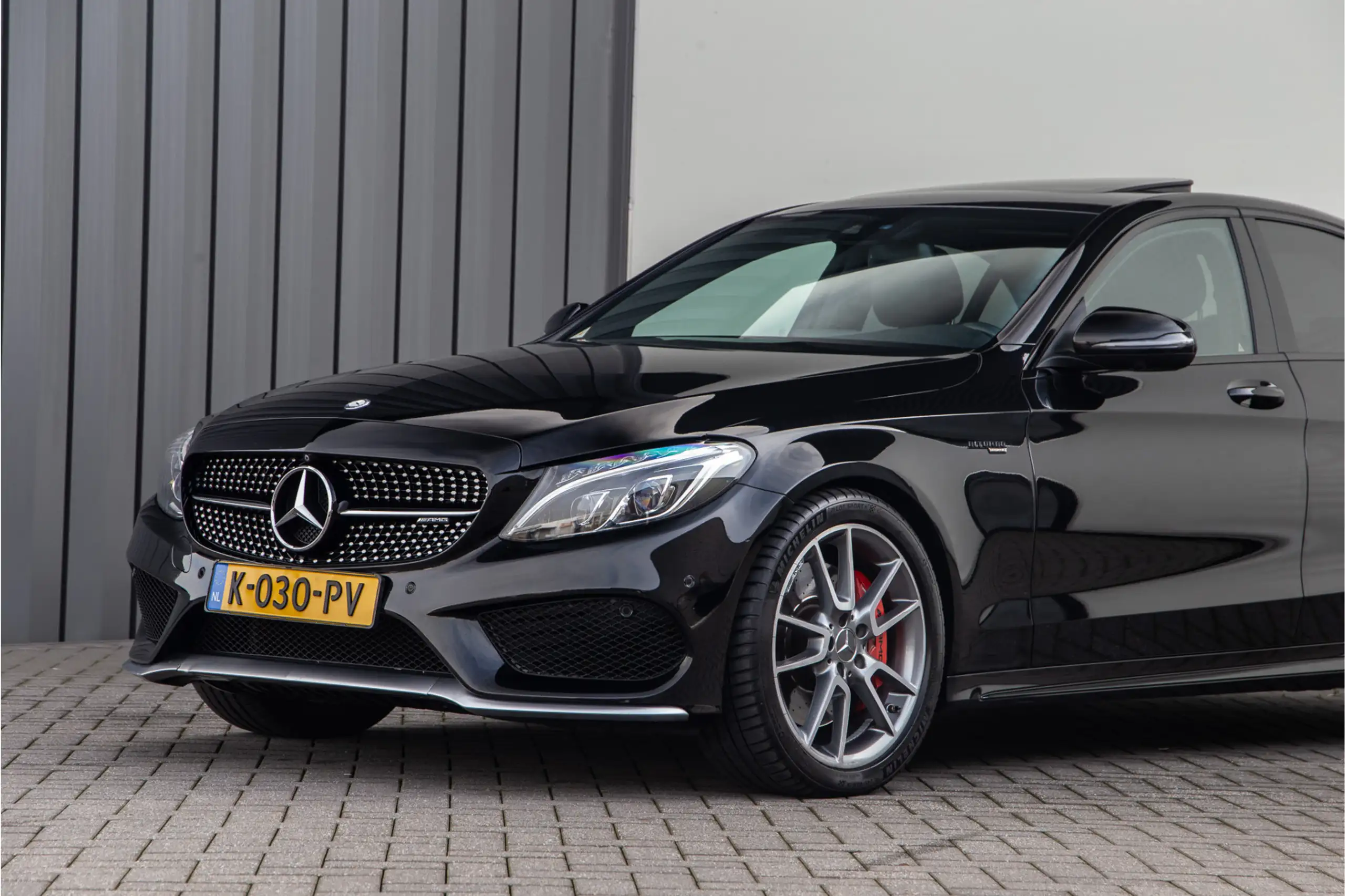 Mercedes-Benz - C 43 AMG