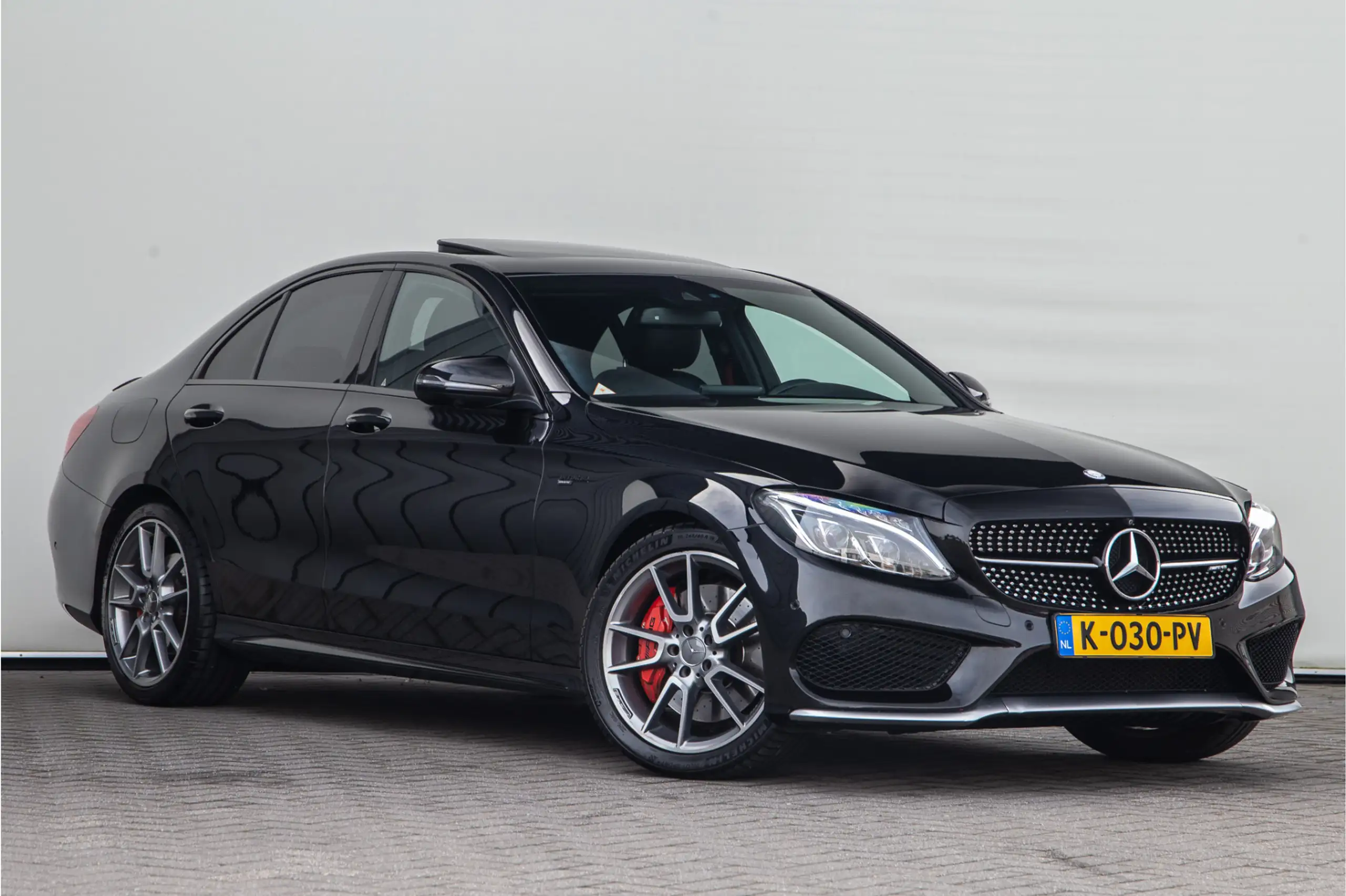 Mercedes-Benz - C 43 AMG