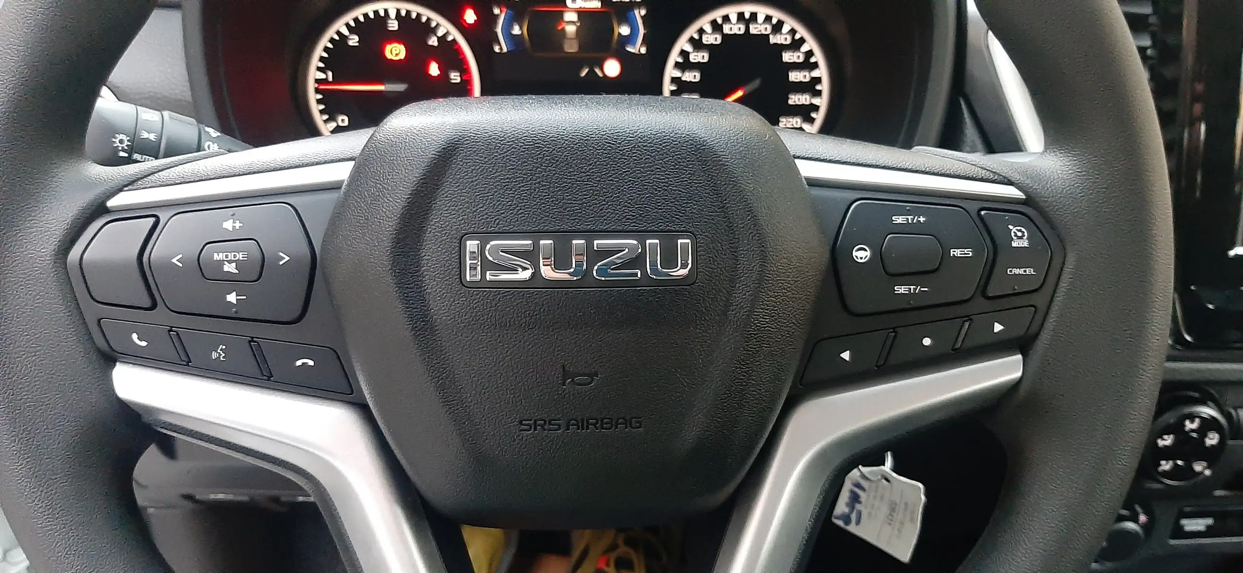 Isuzu - D-Max