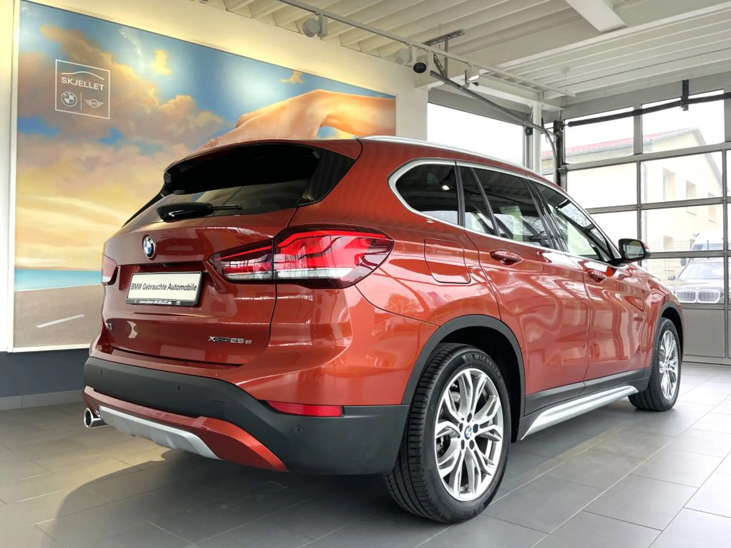 BMW - X1