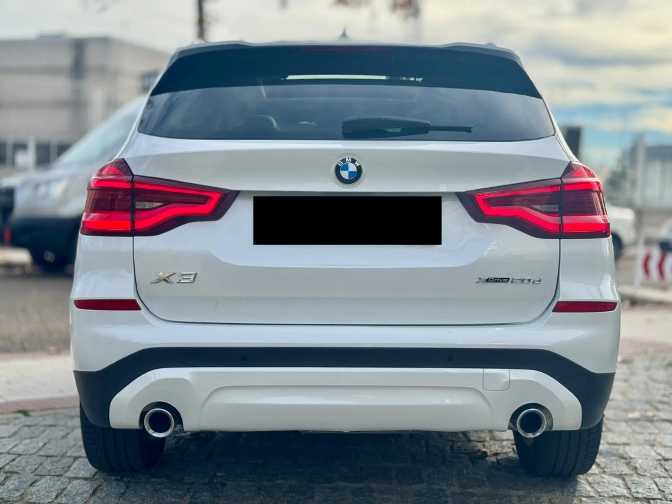 BMW - X3