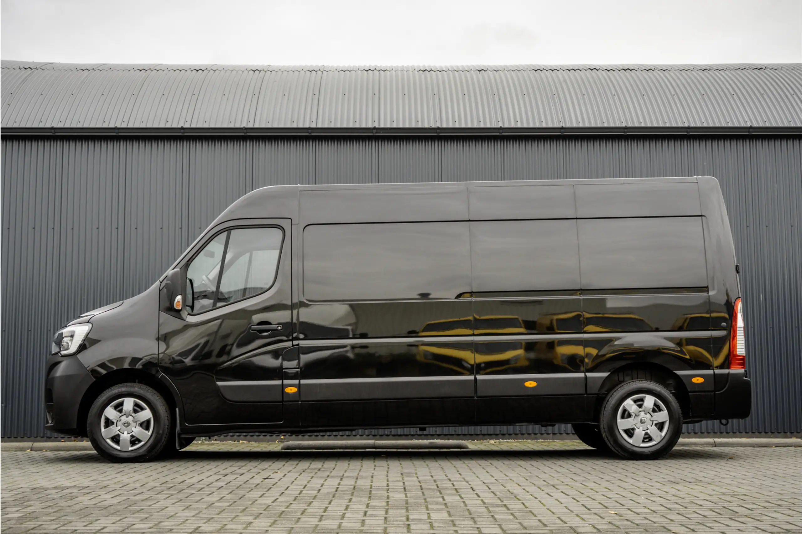 Renault - Master