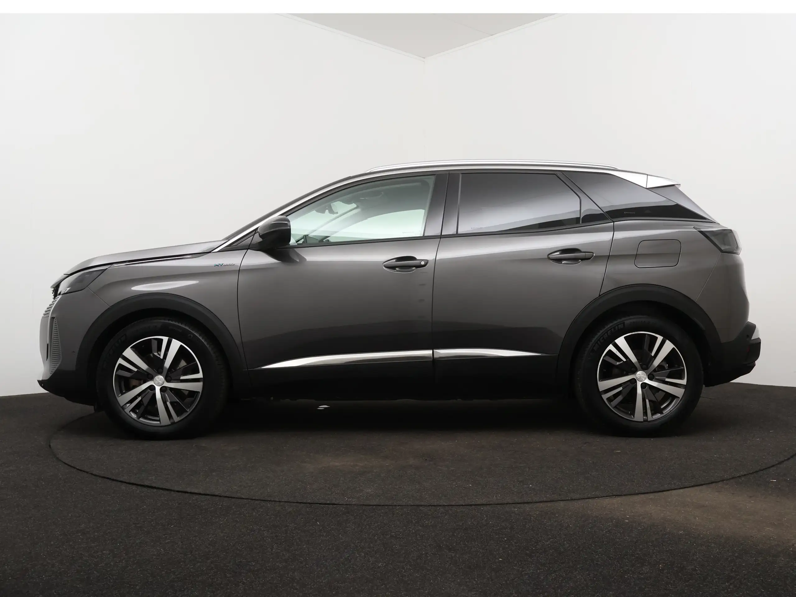 Peugeot - 3008