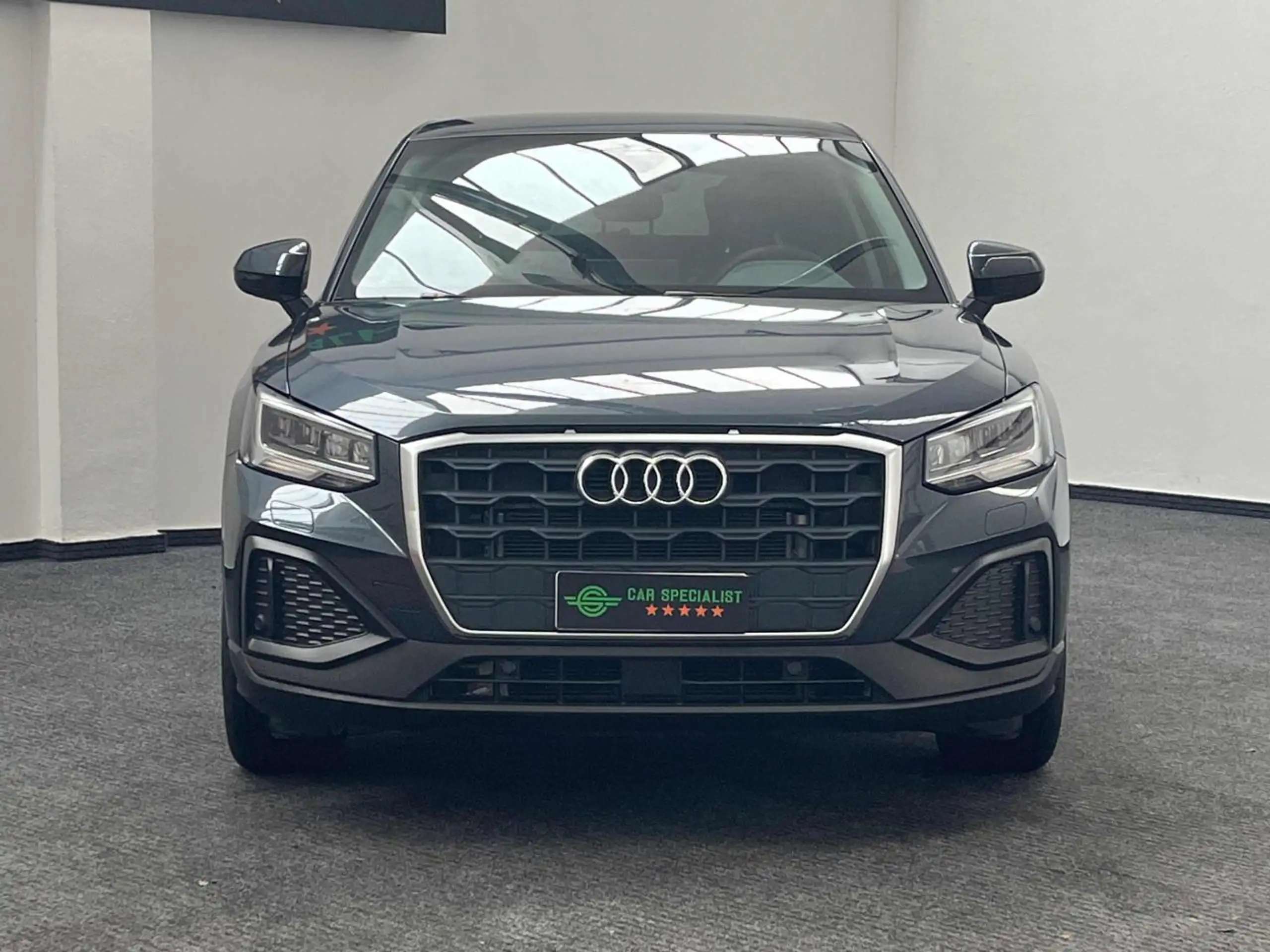 Audi - Q2