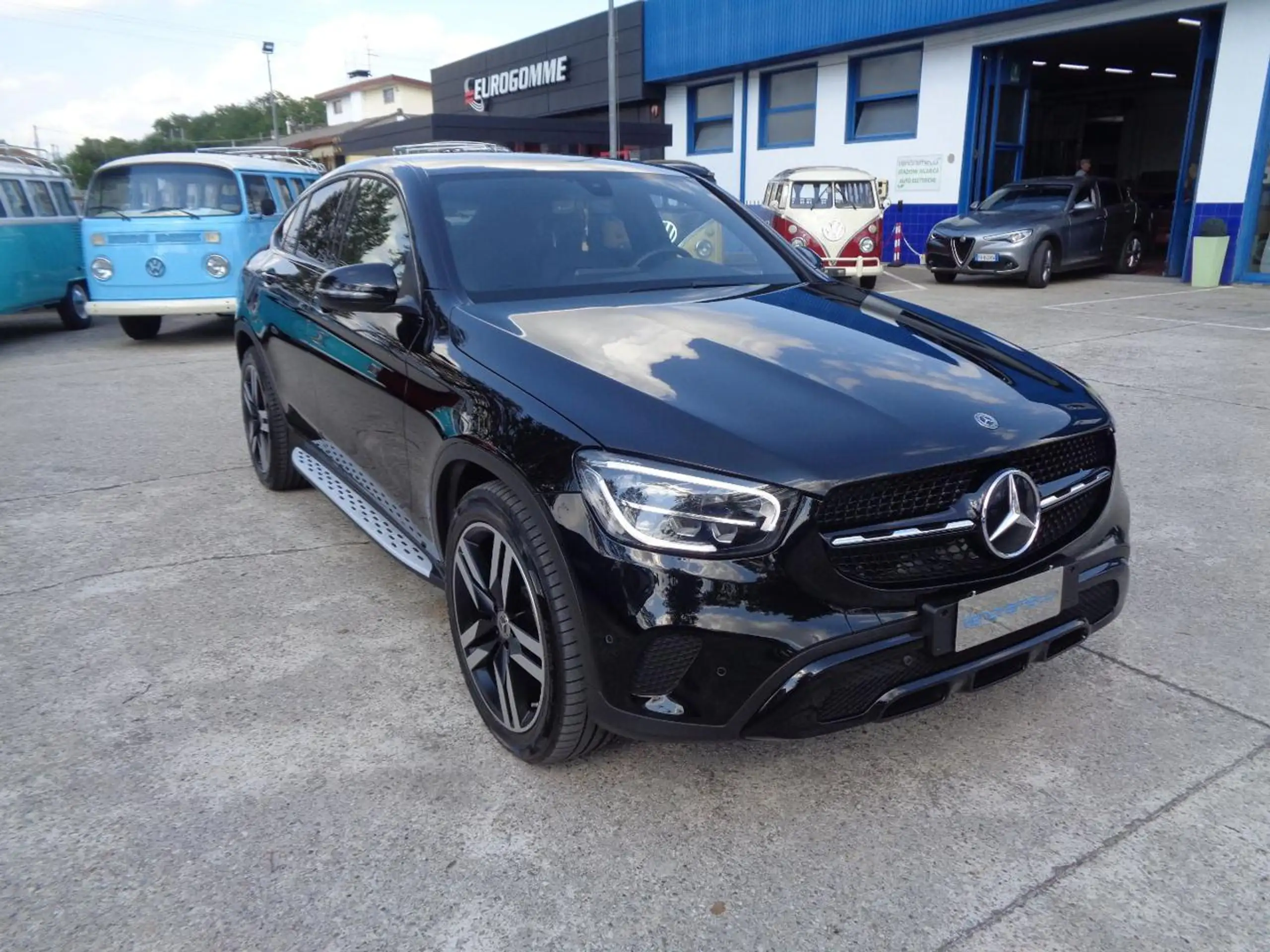 Mercedes-Benz - GLC 220