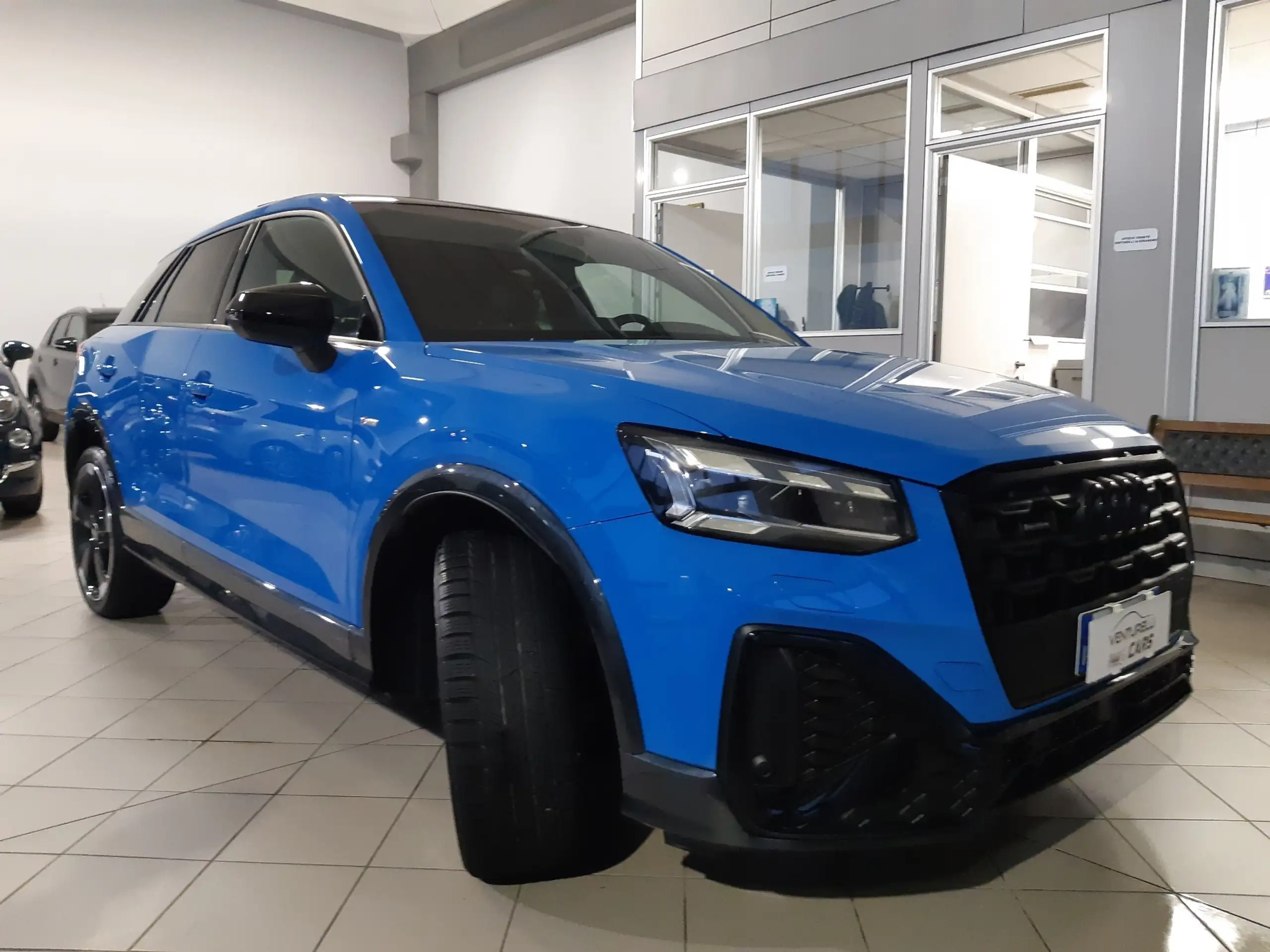 Audi - Q2