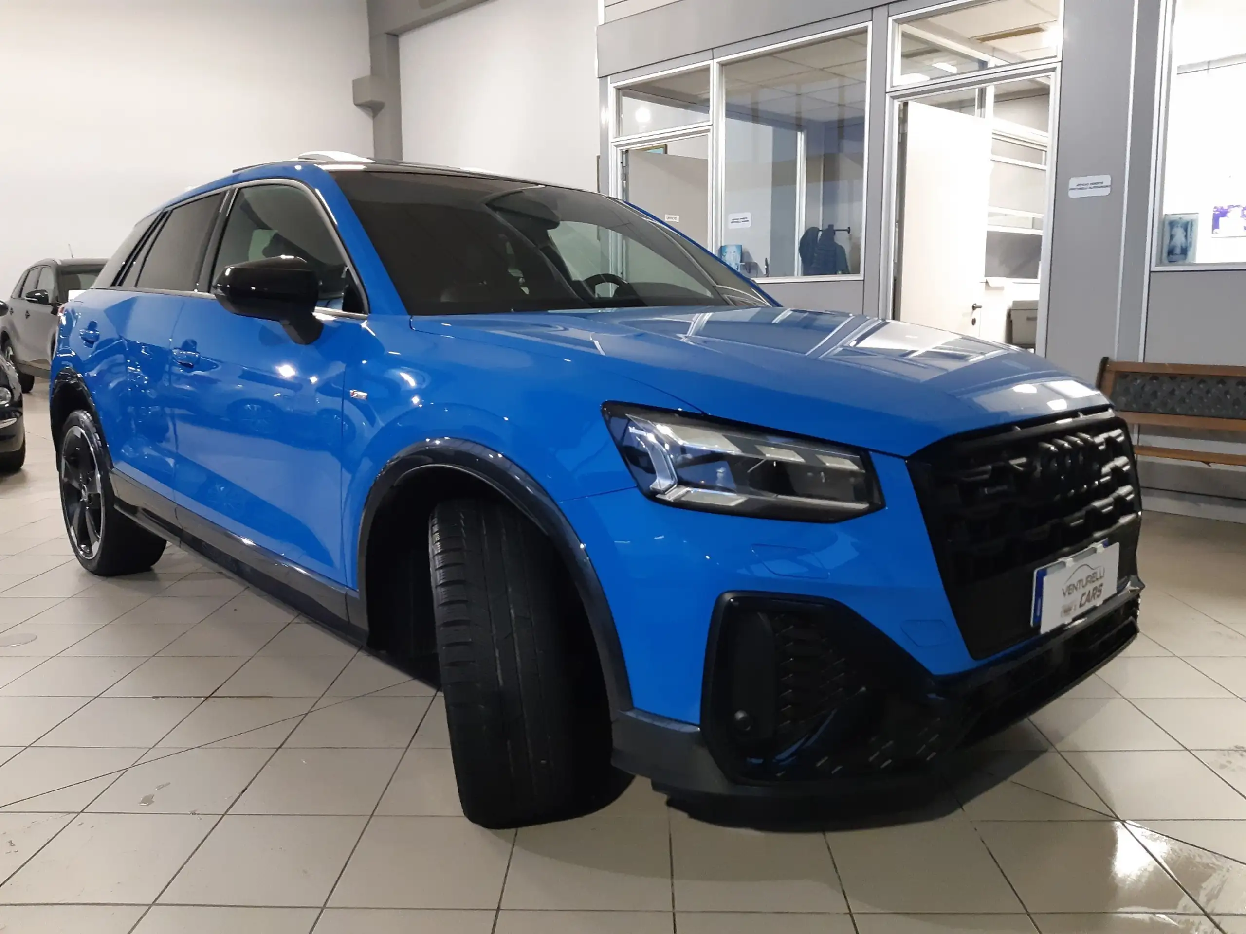 Audi - Q2