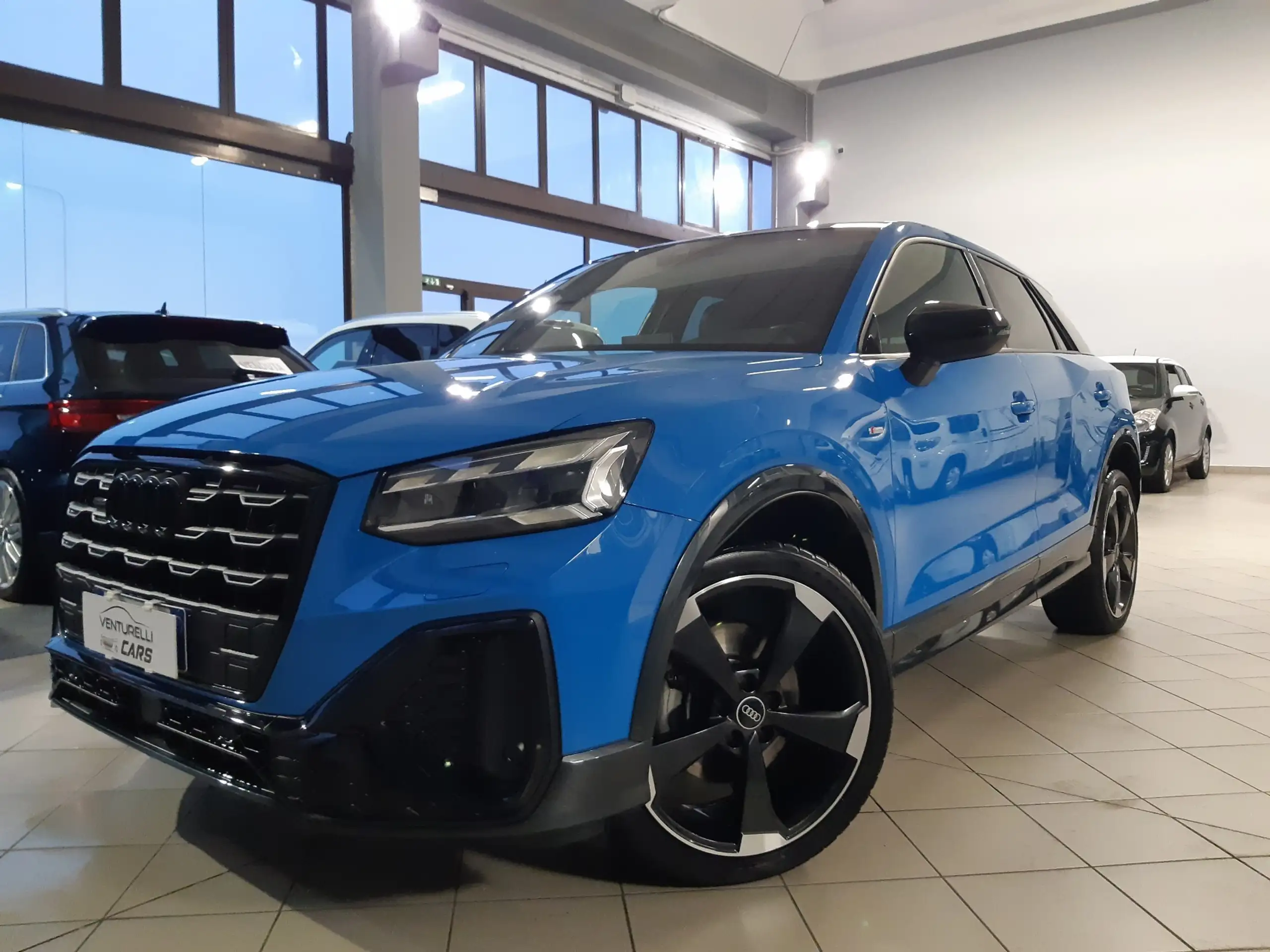 Audi - Q2