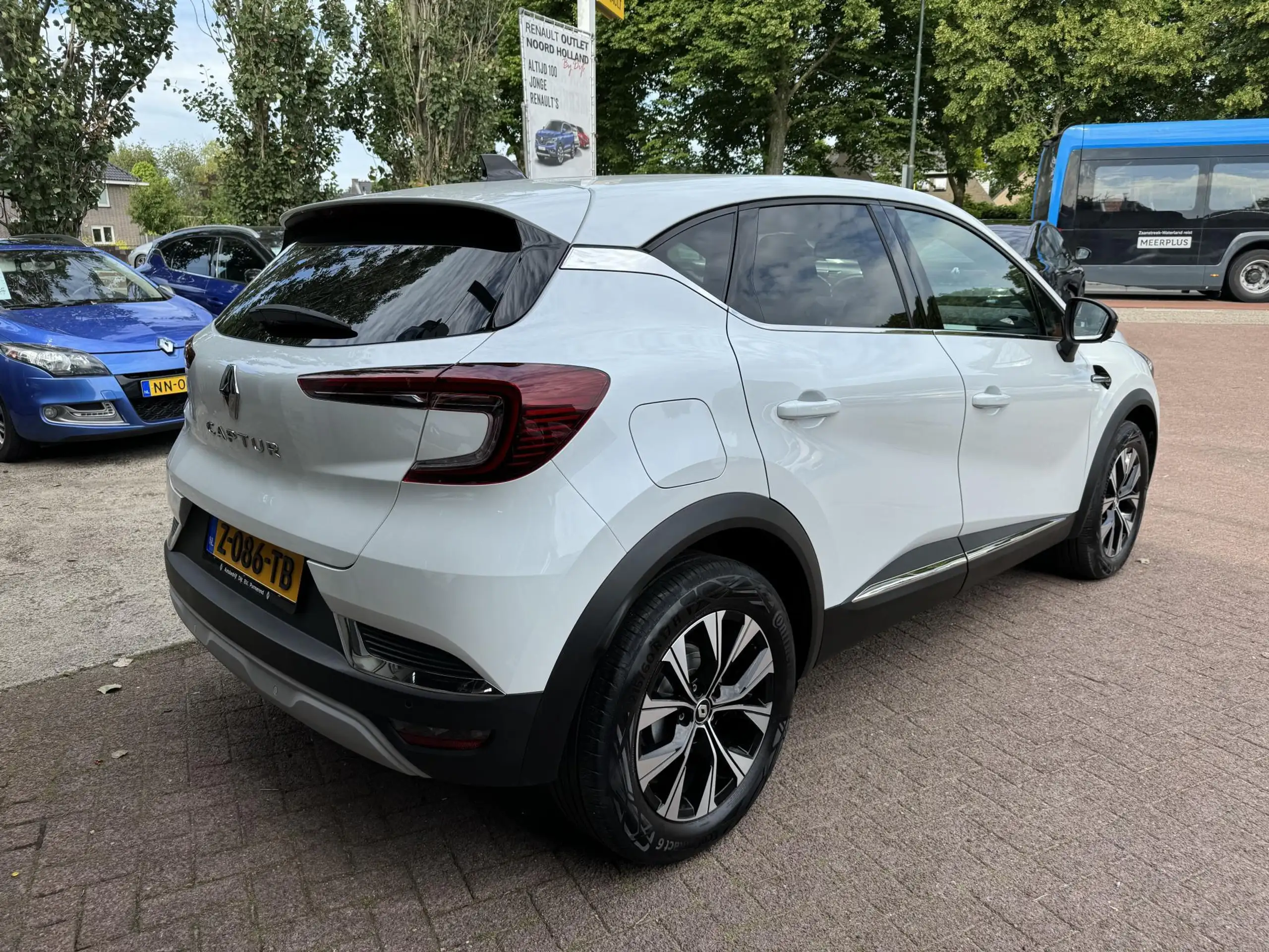 Renault - Captur