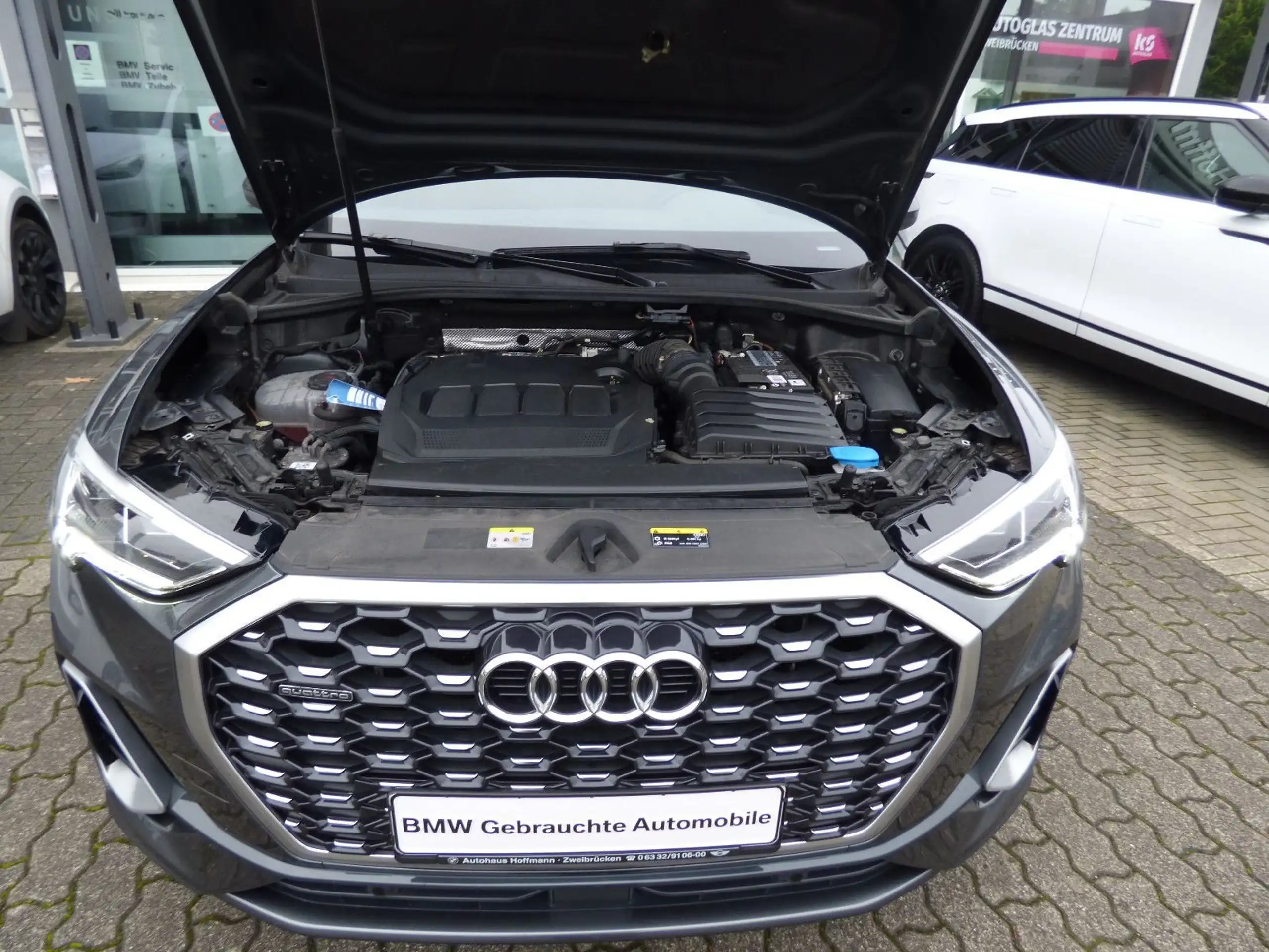 Audi - Q3