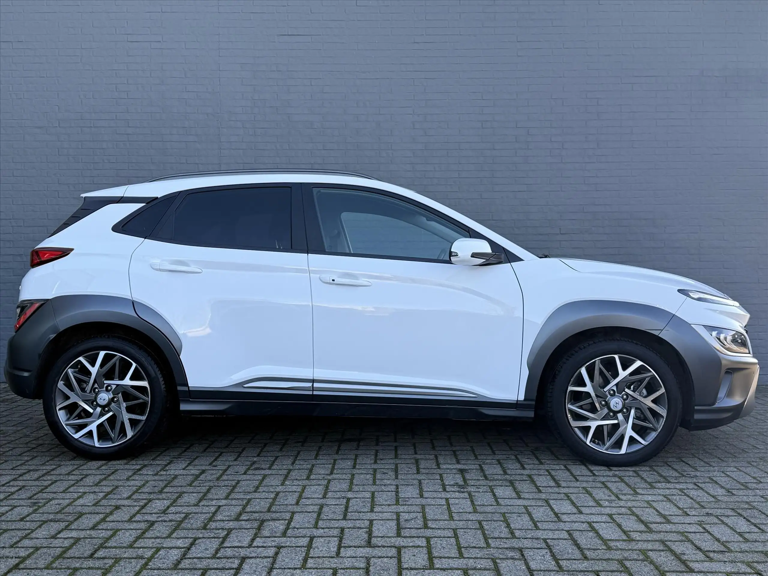 Hyundai - KONA