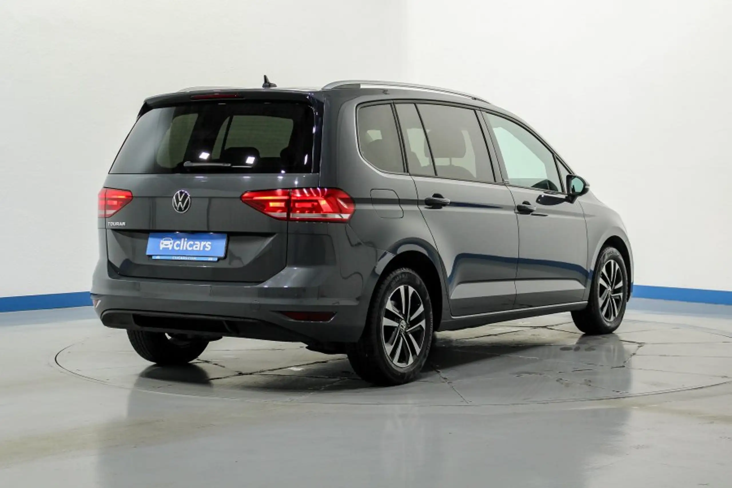 Volkswagen - Touran