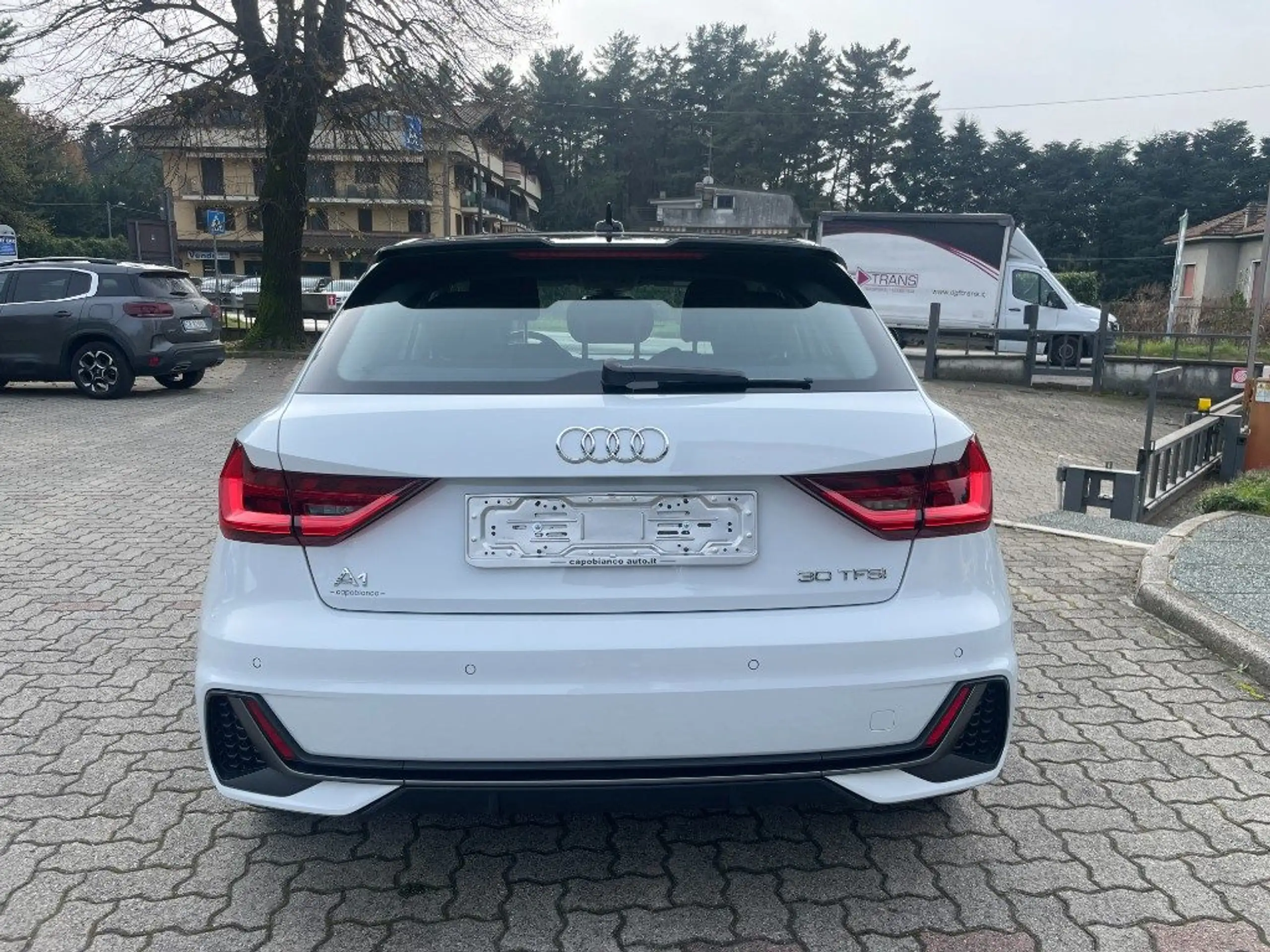 Audi - A1