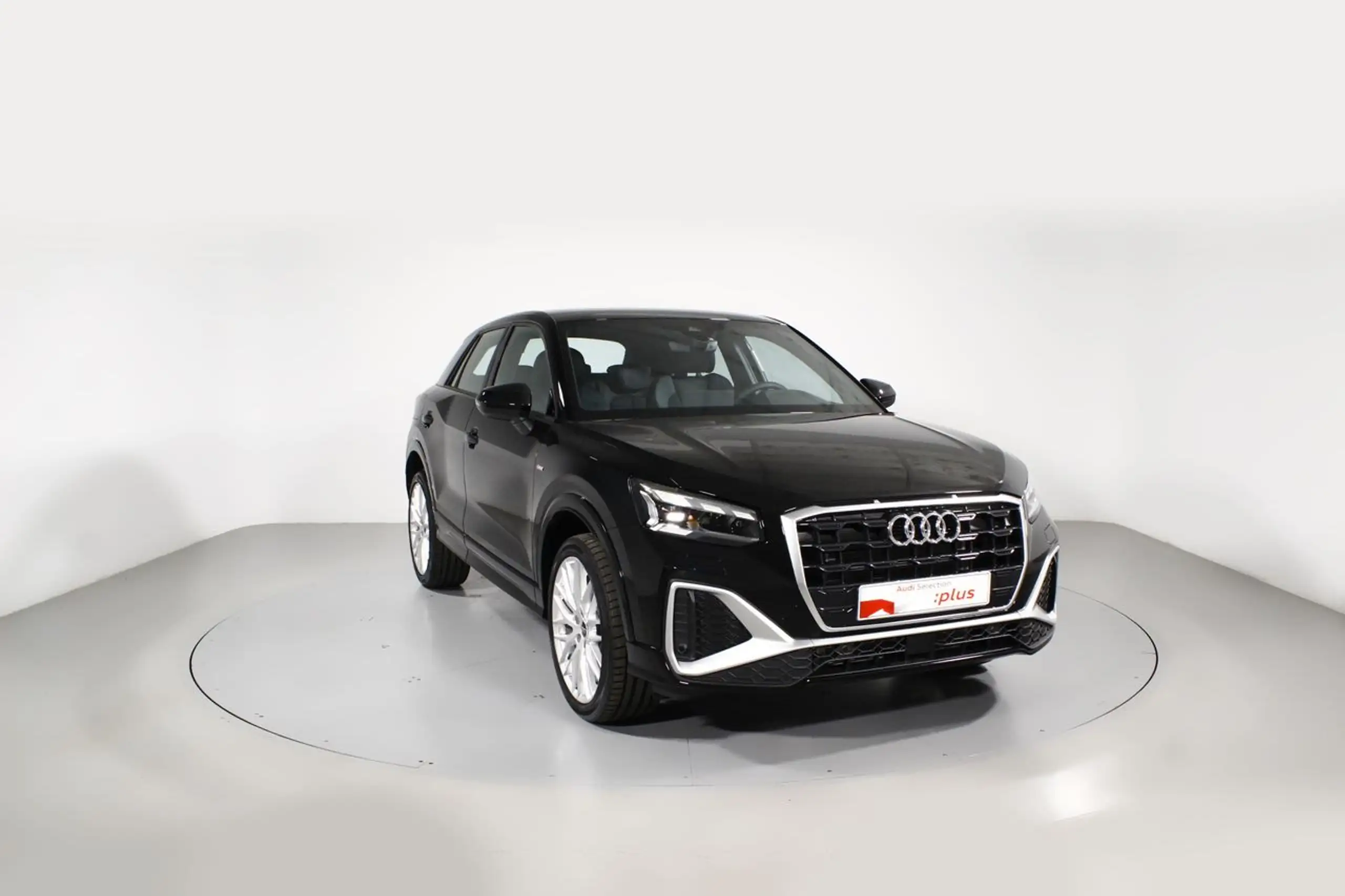 Audi - Q2