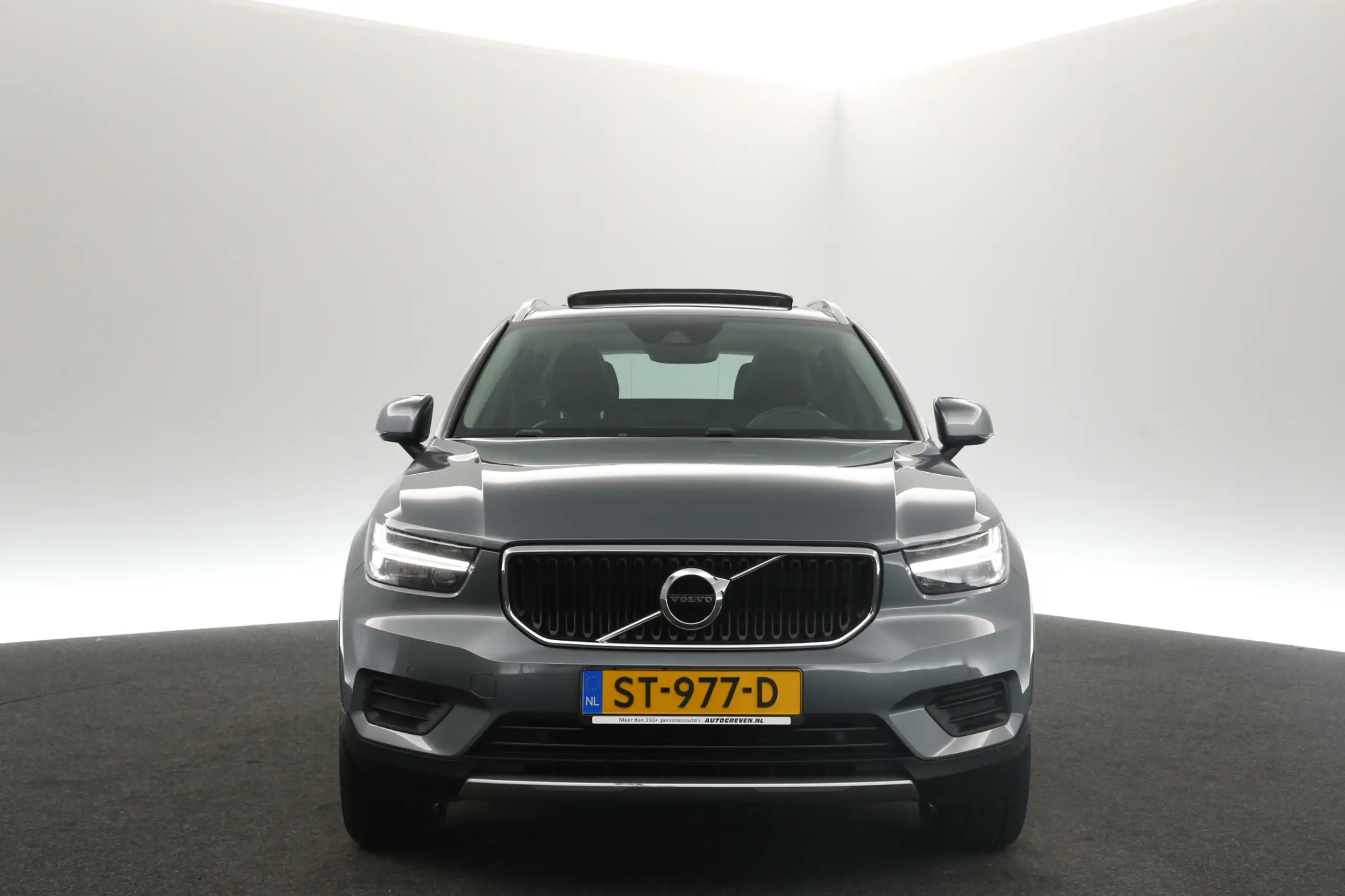 Volvo - XC40