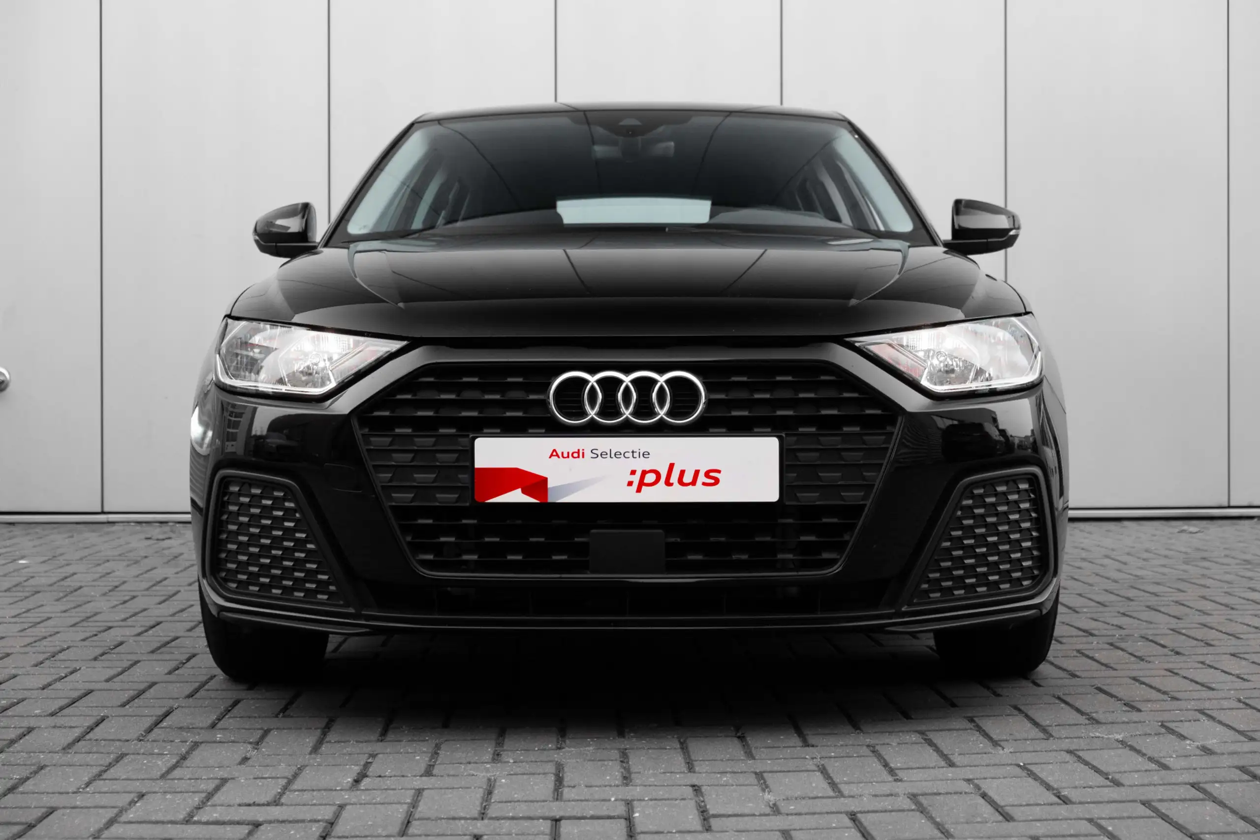 Audi - A1