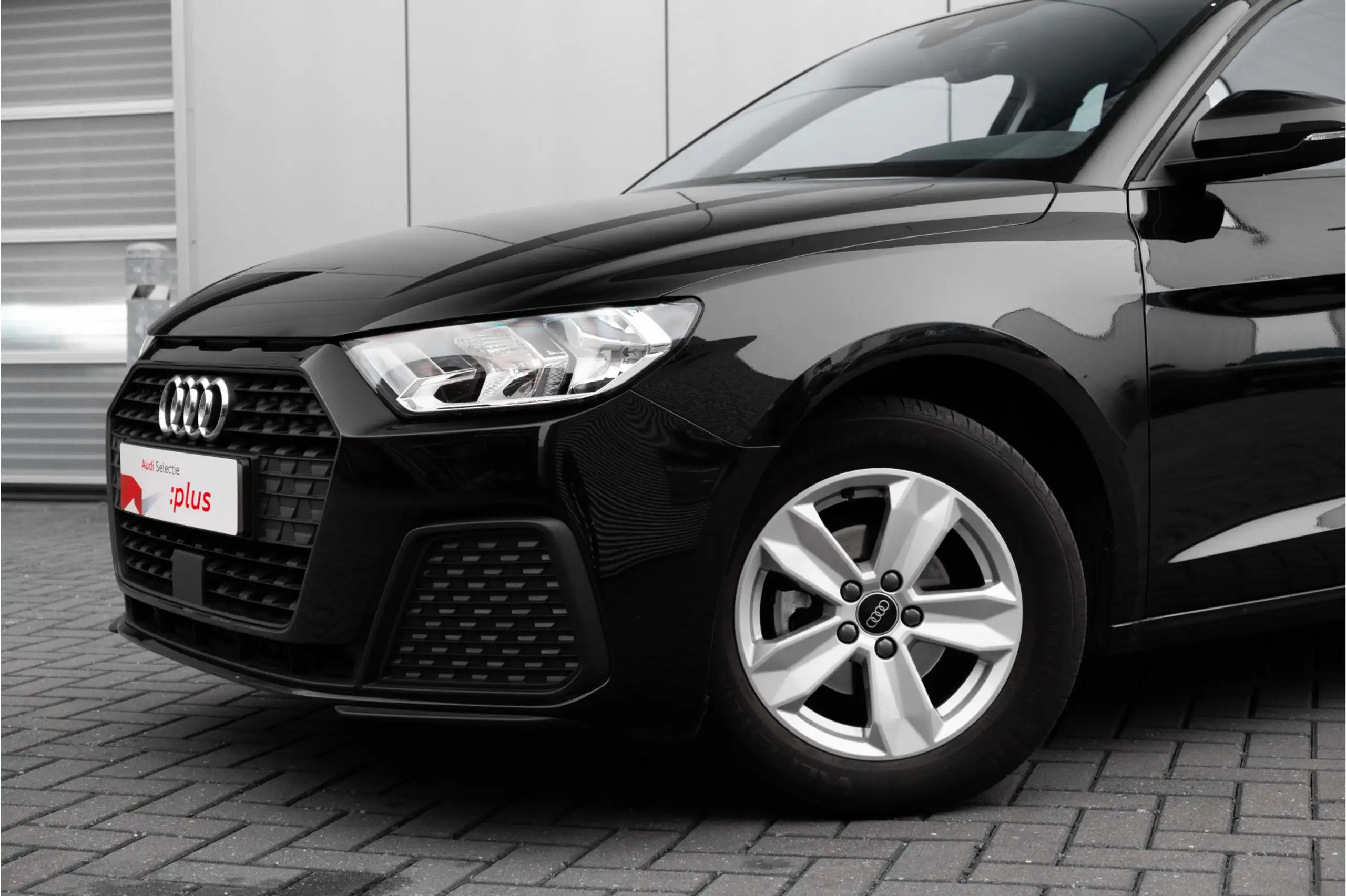 Audi - A1