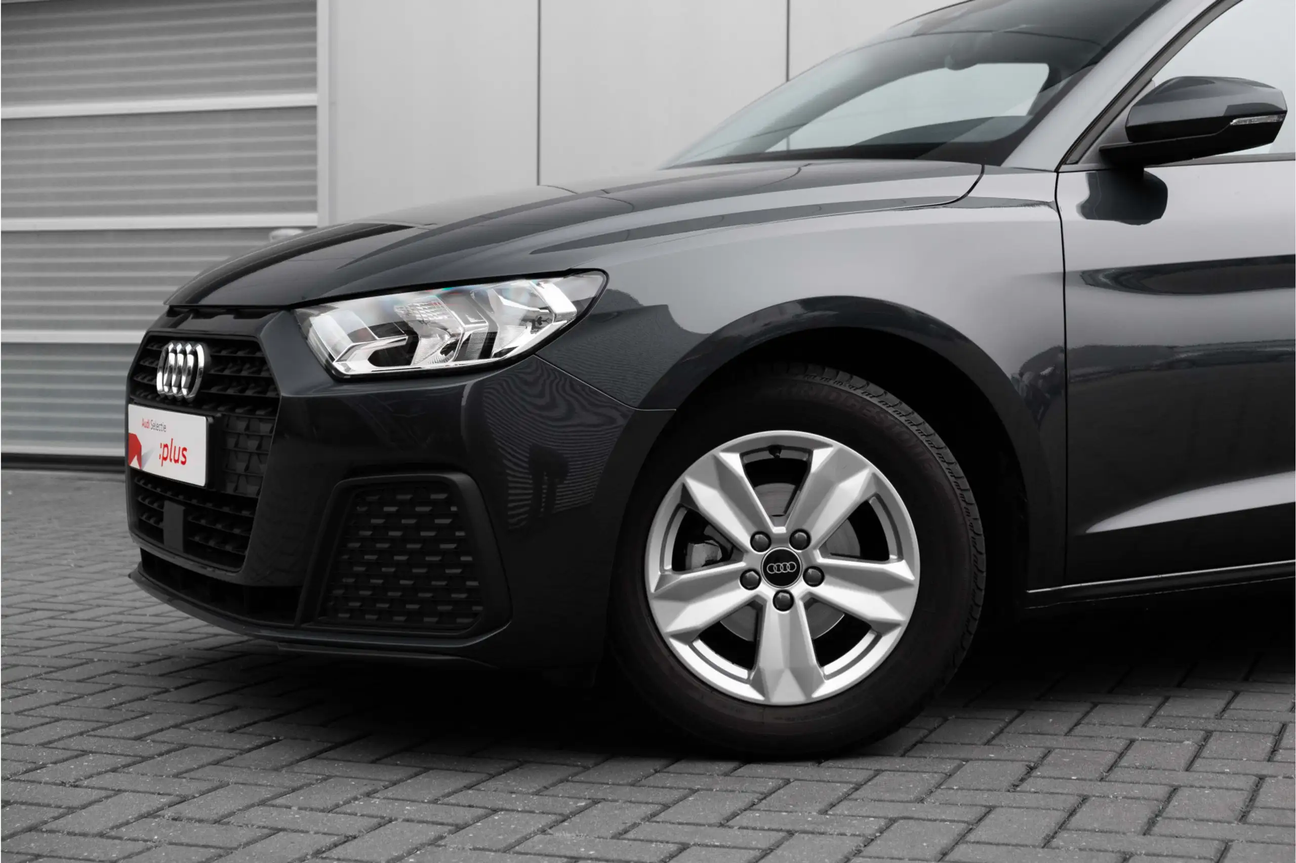 Audi - A1