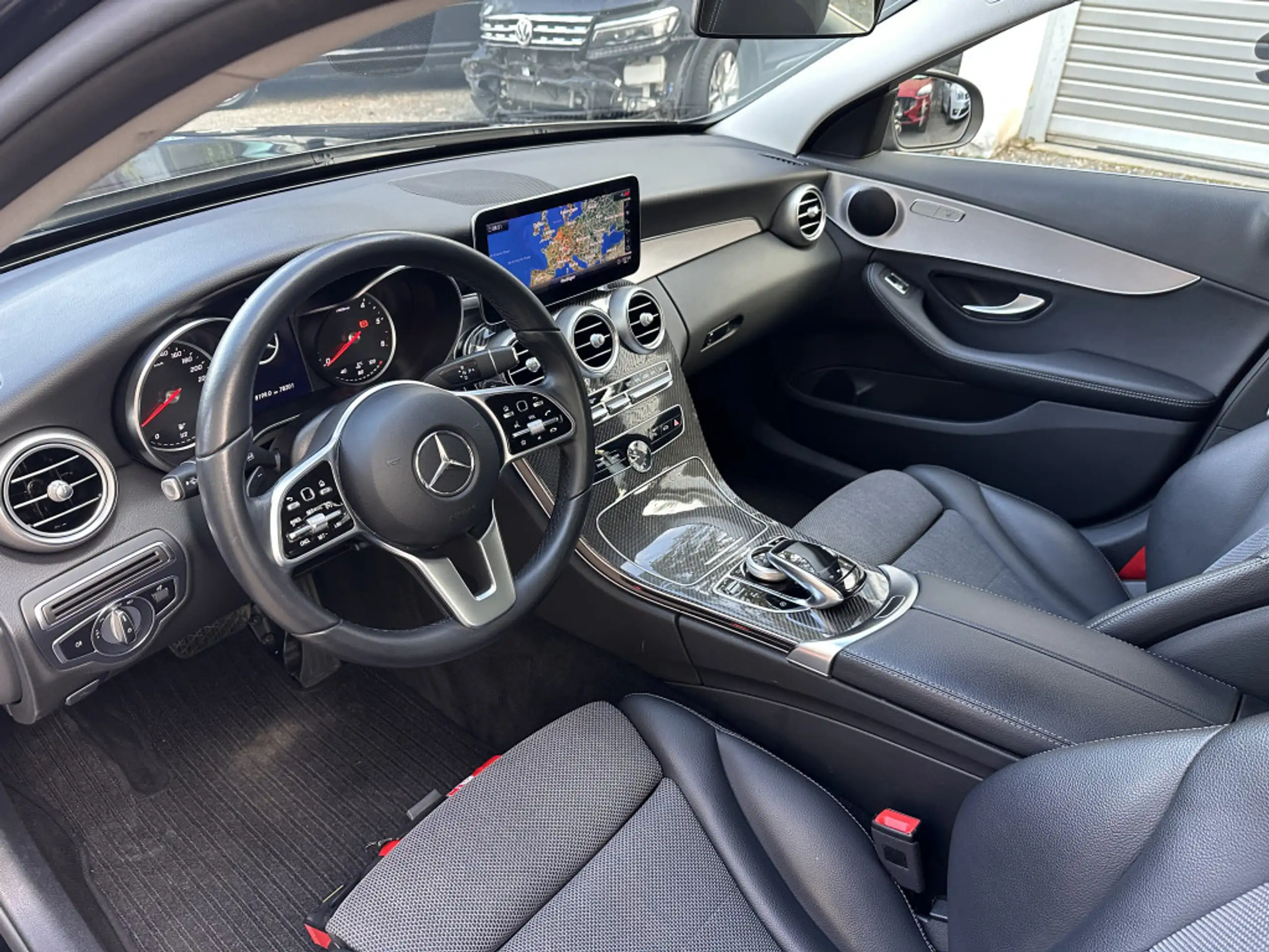 Mercedes-Benz - C 220