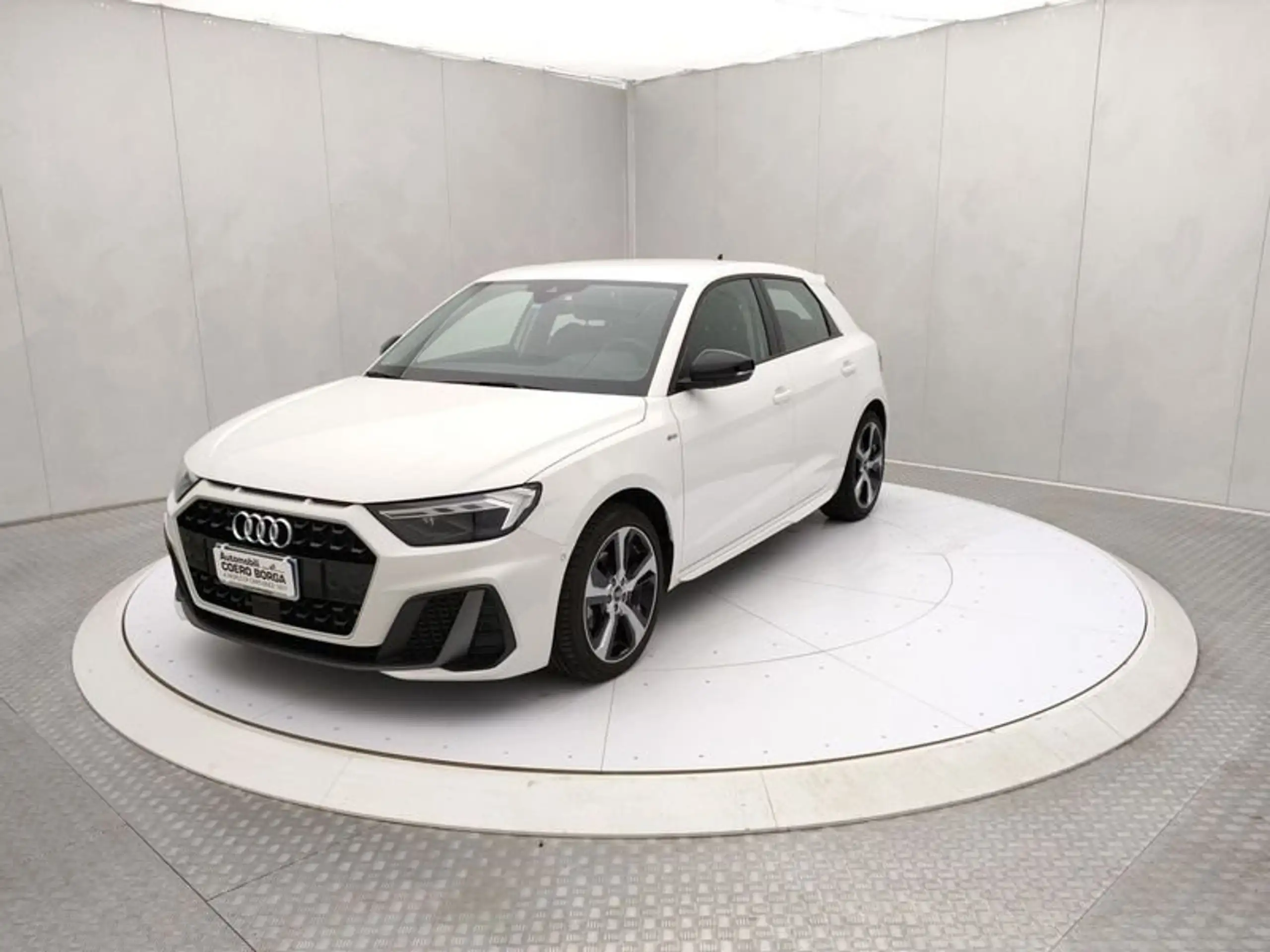 Audi - A1