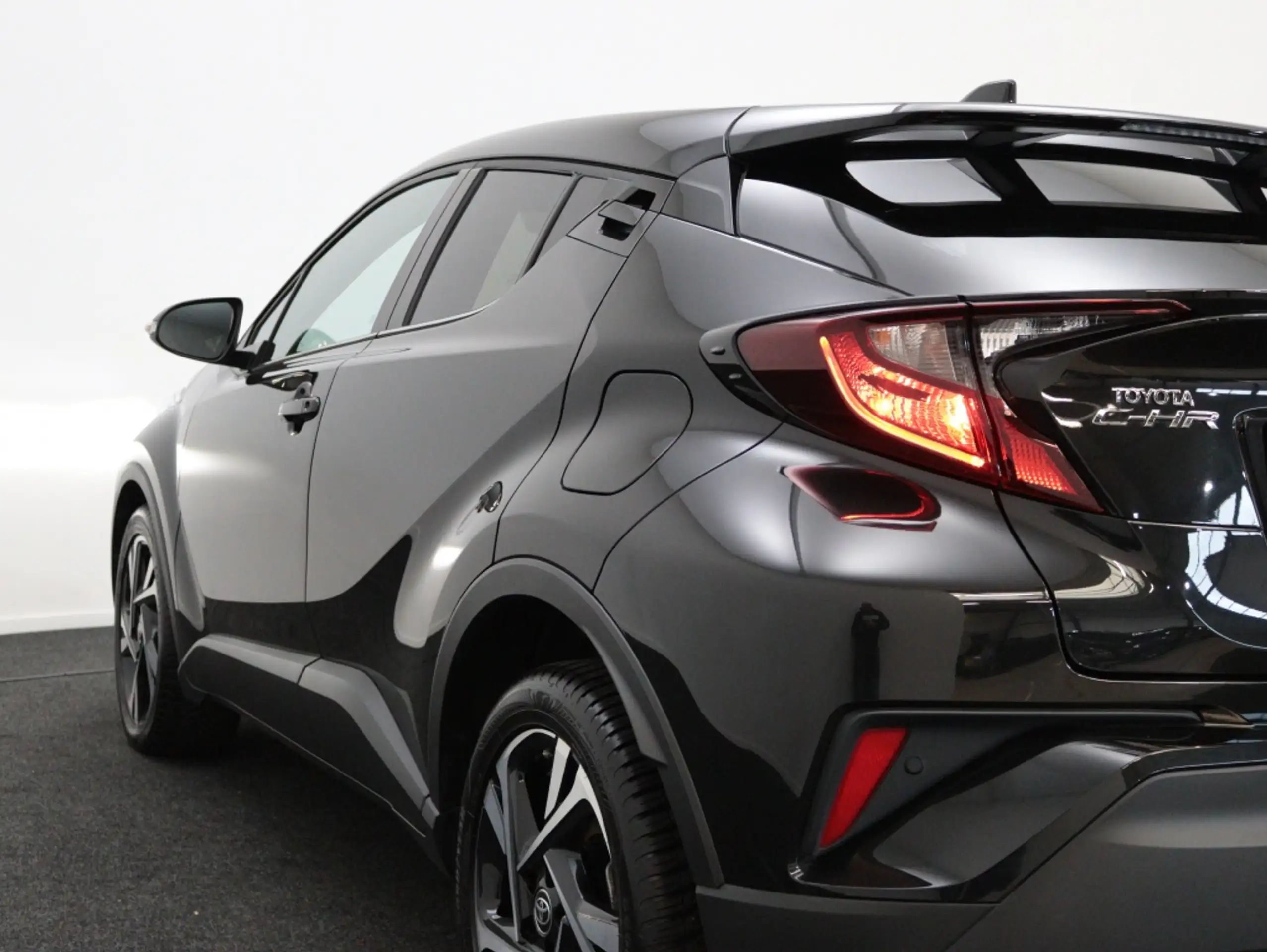 Toyota - C-HR