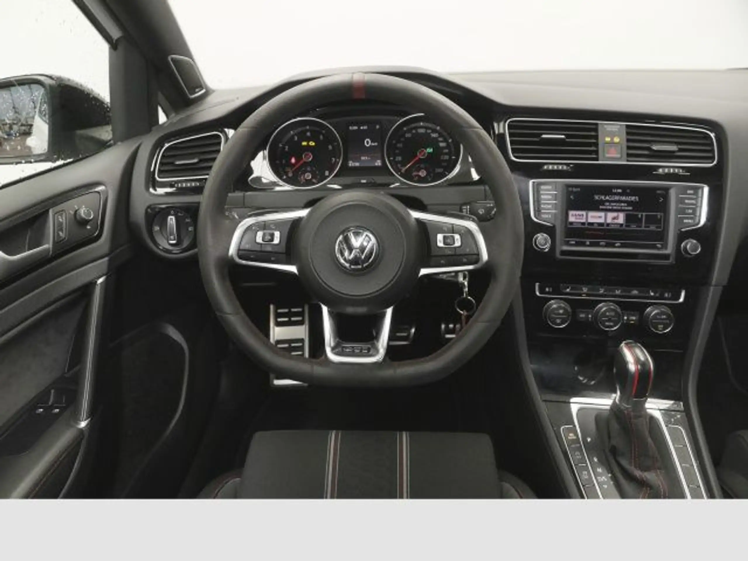 Volkswagen - Golf GTI