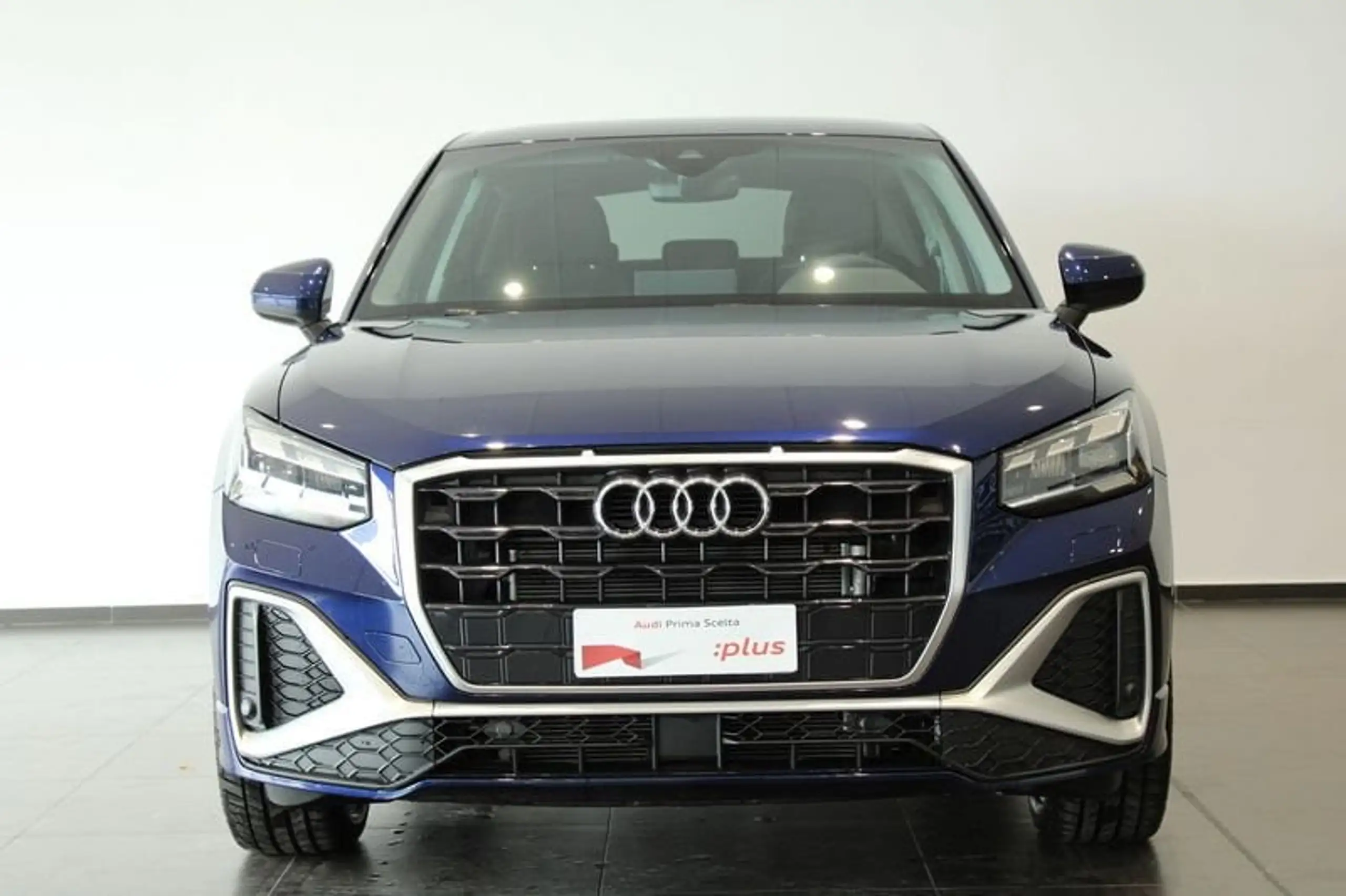 Audi - Q2