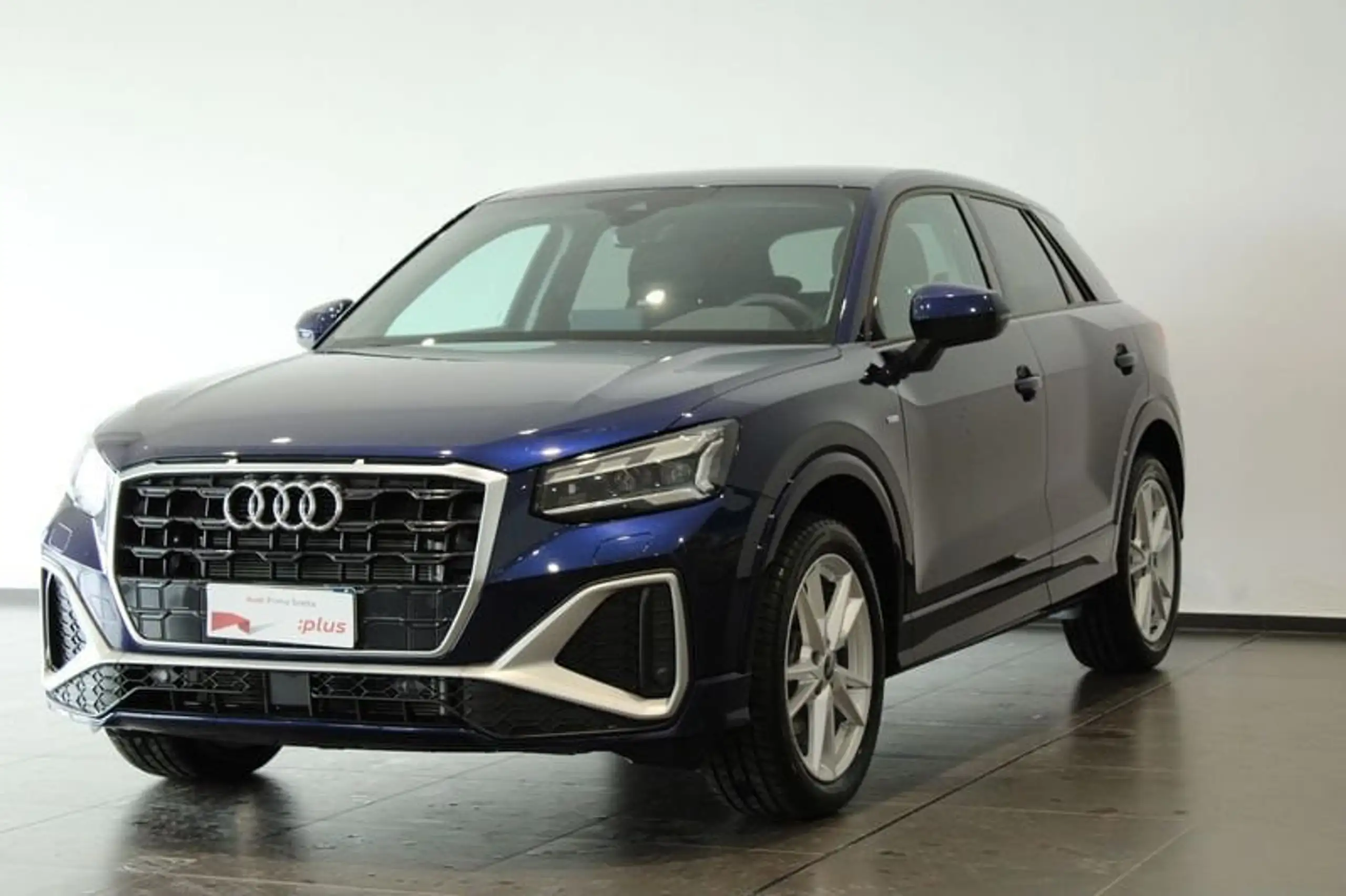 Audi - Q2