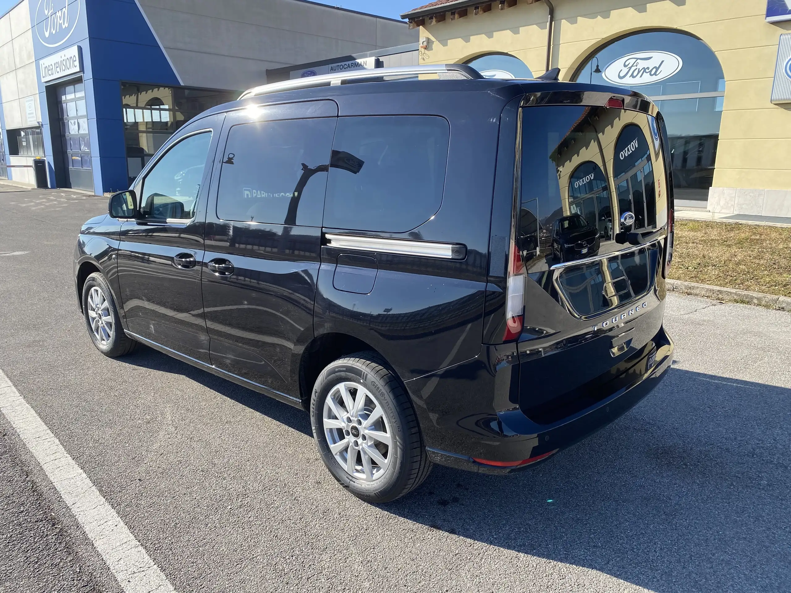 Ford - Tourneo Connect