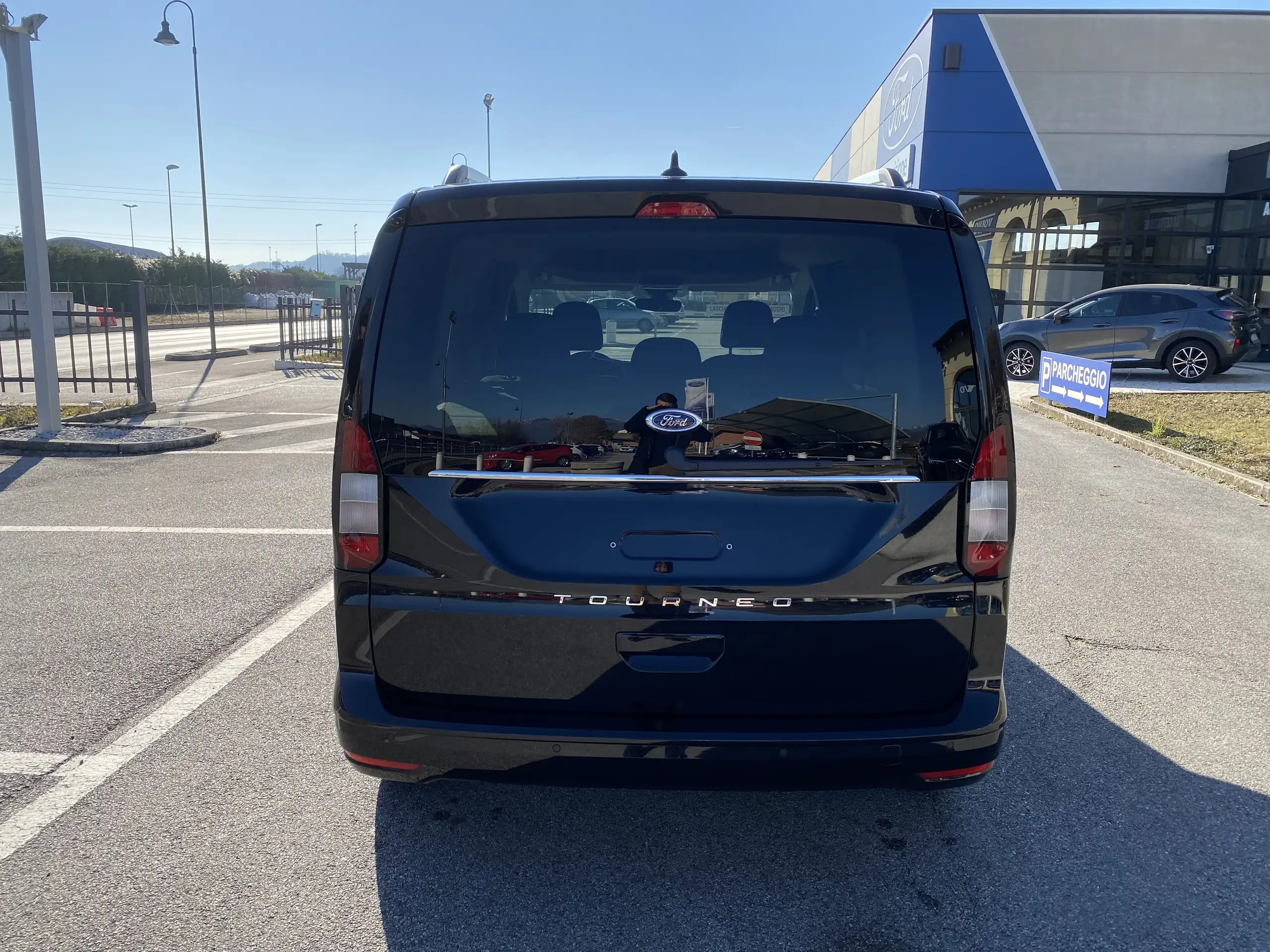 Ford - Tourneo Connect