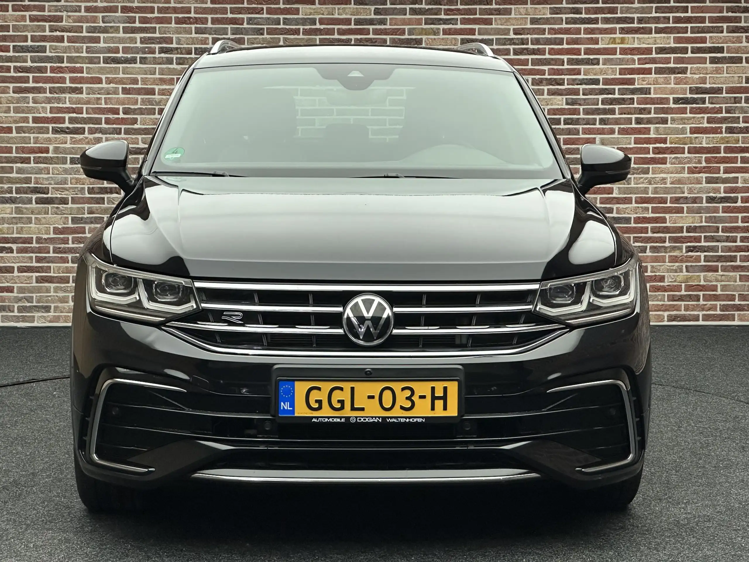 Volkswagen - Tiguan