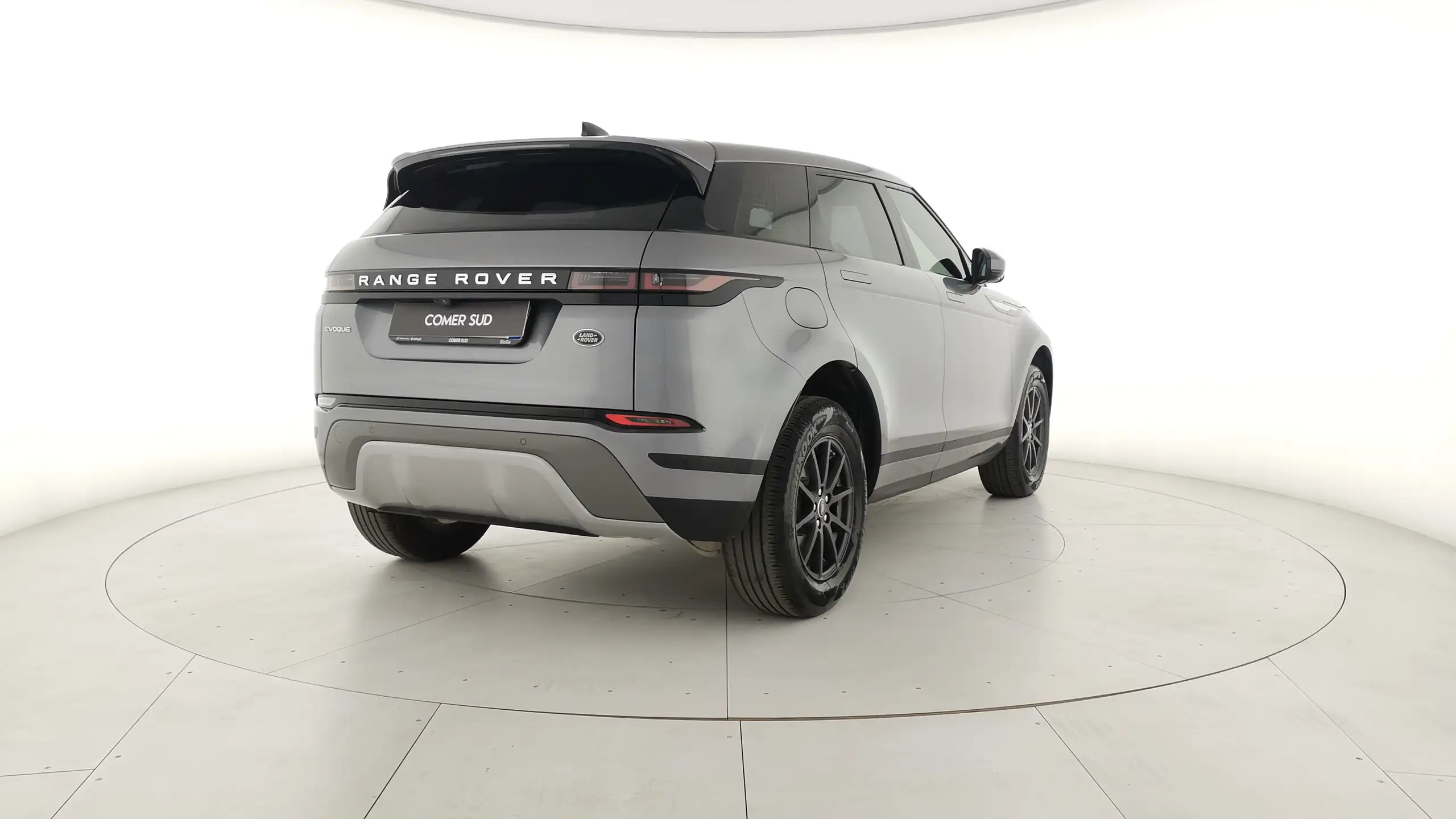 Land Rover - Range Rover Evoque