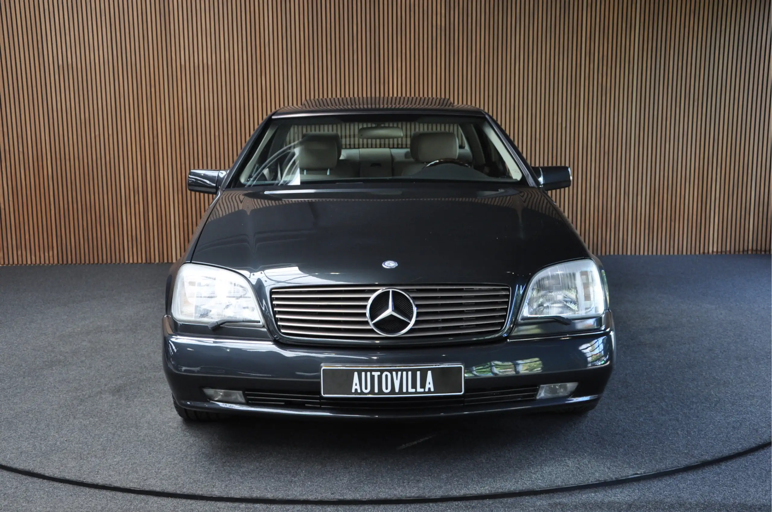 Mercedes-Benz - S 600