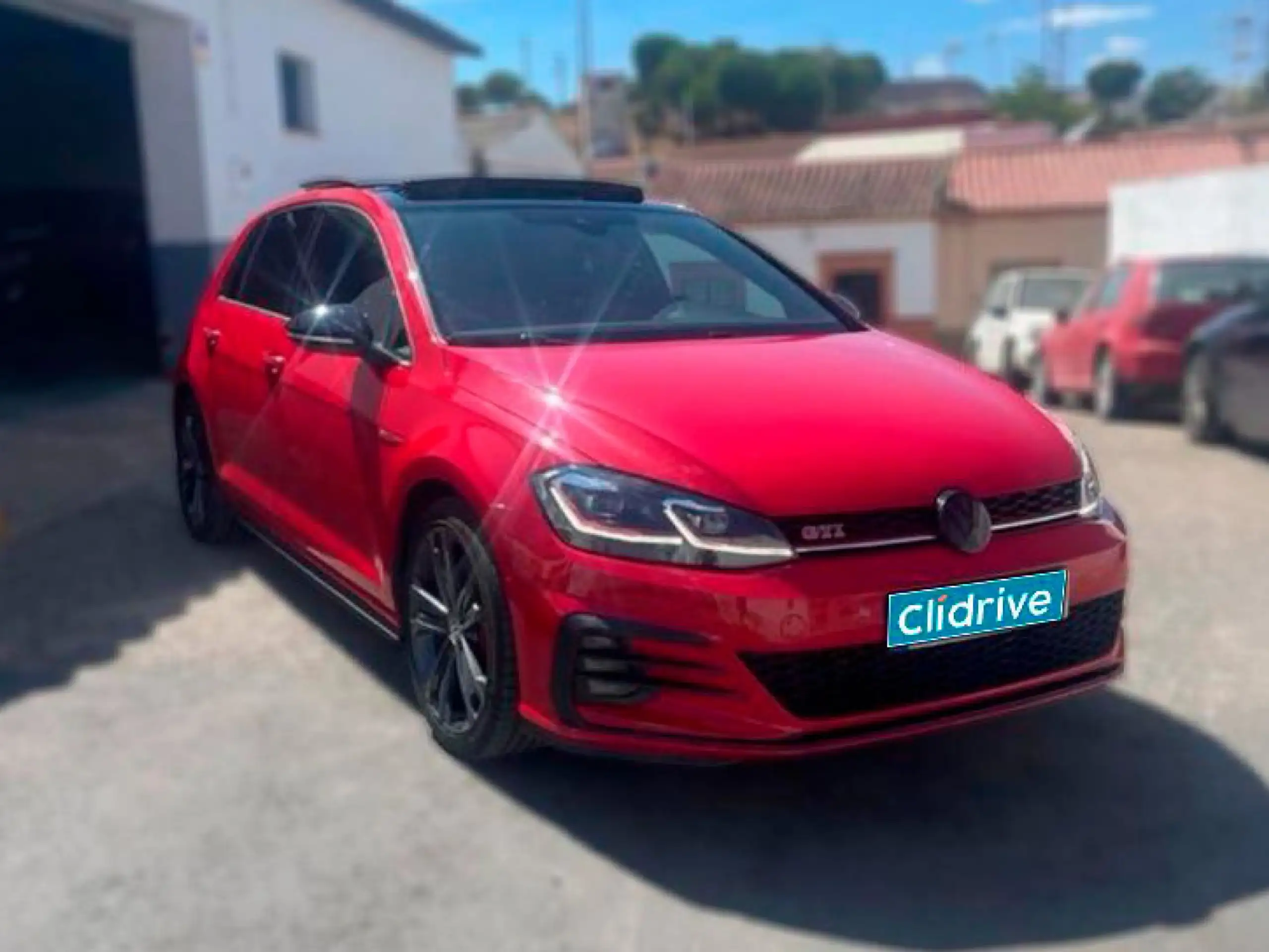 Volkswagen - Golf GTI