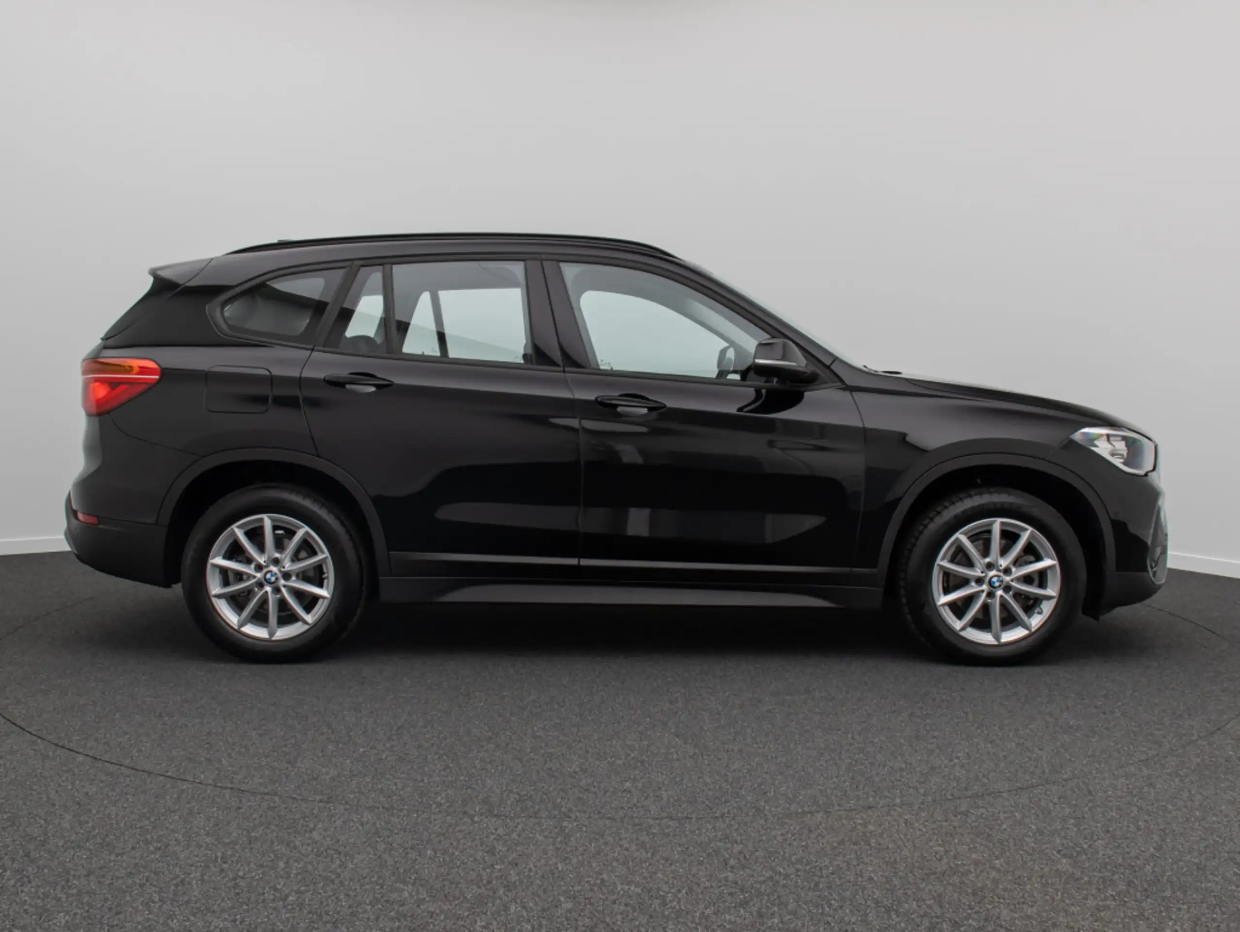 BMW - X1