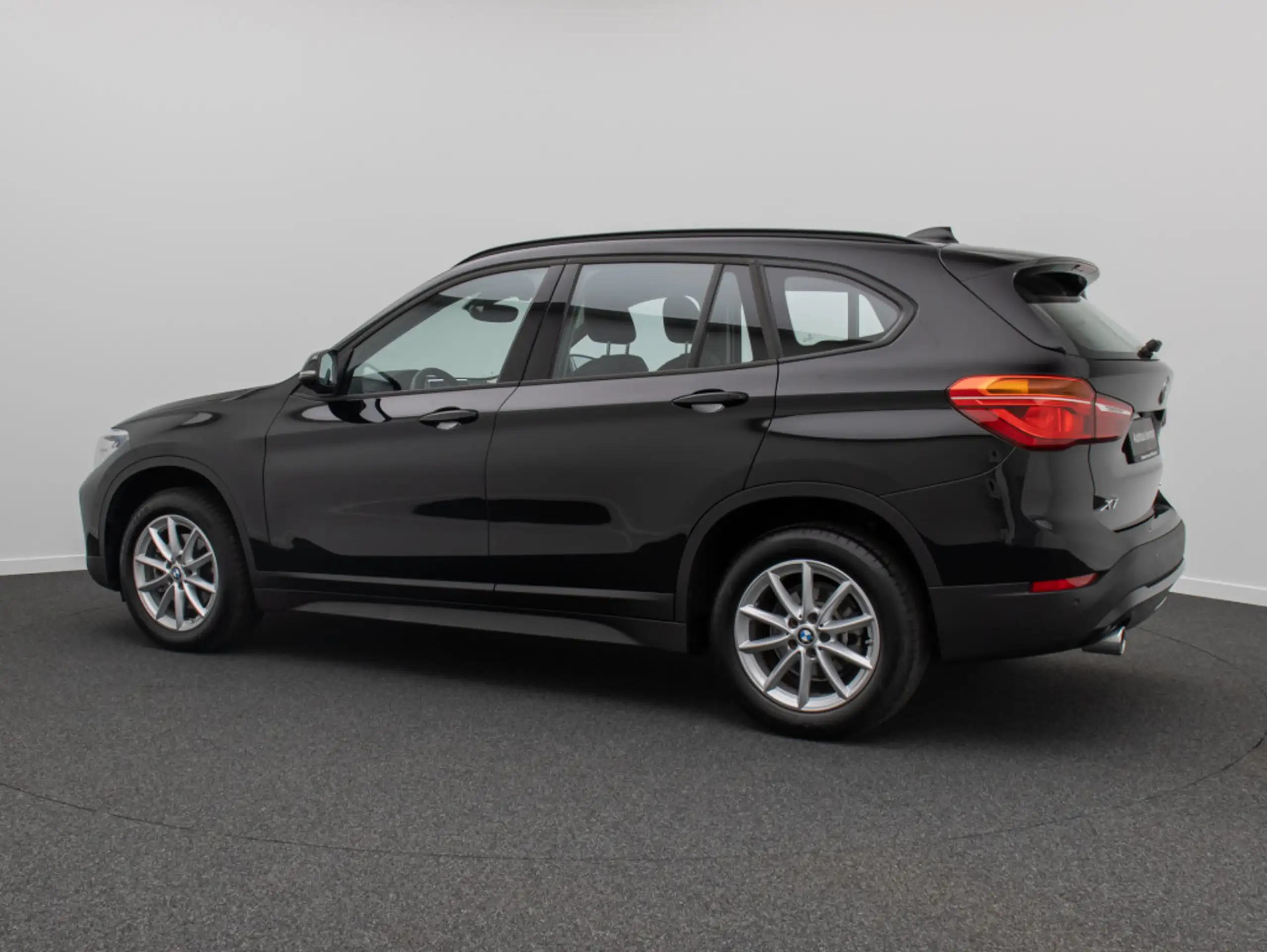 BMW - X1