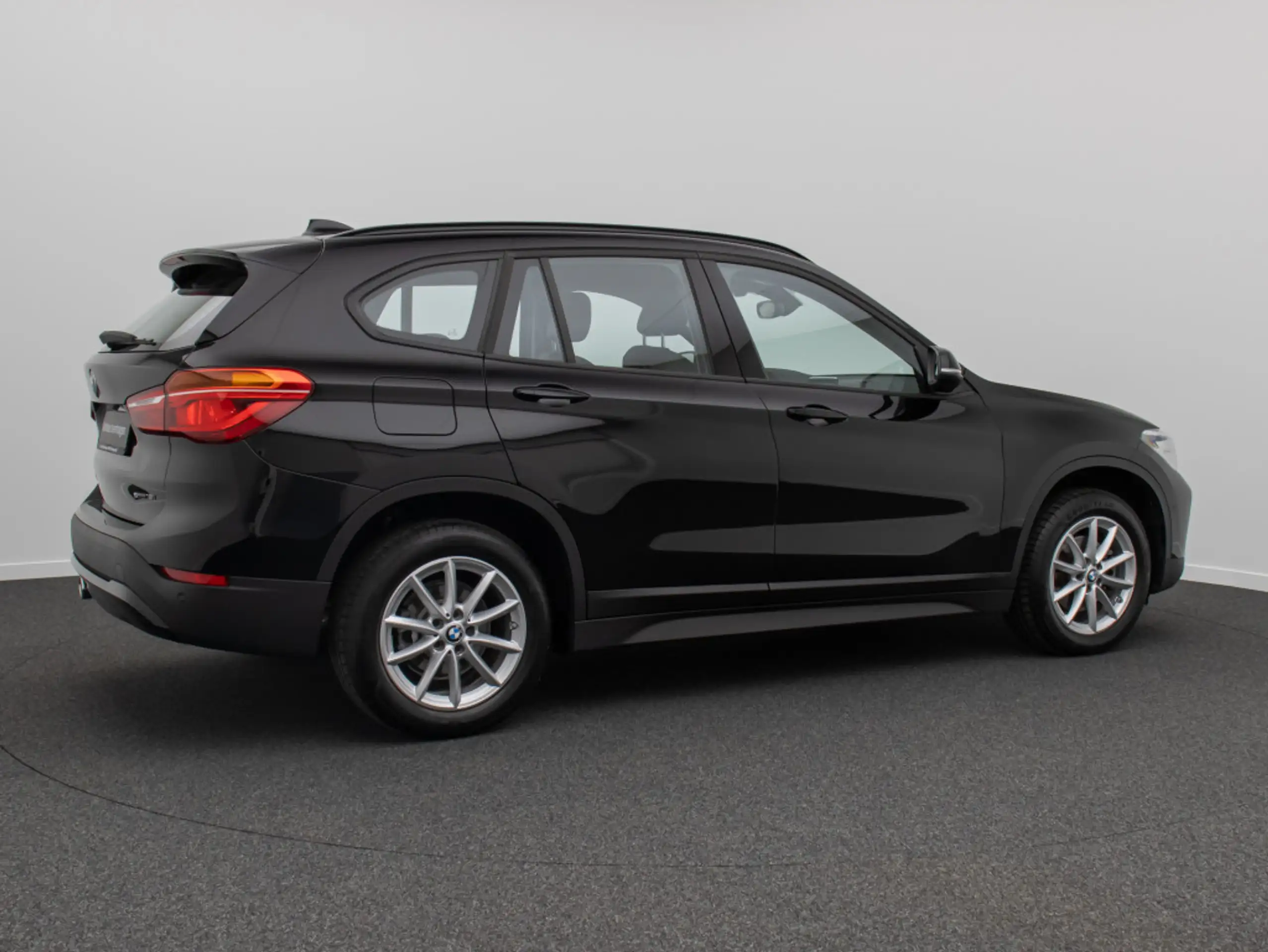 BMW - X1