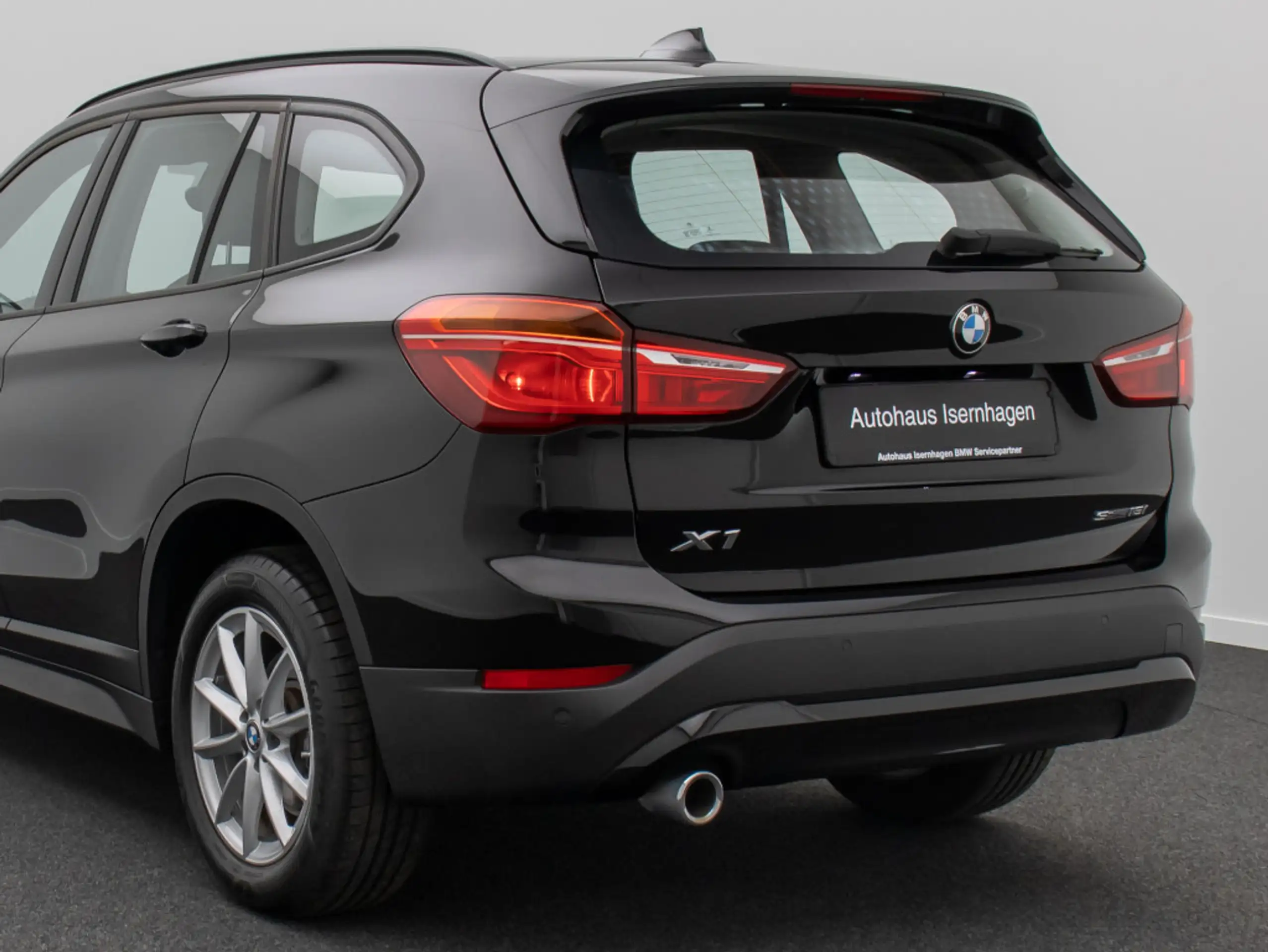 BMW - X1