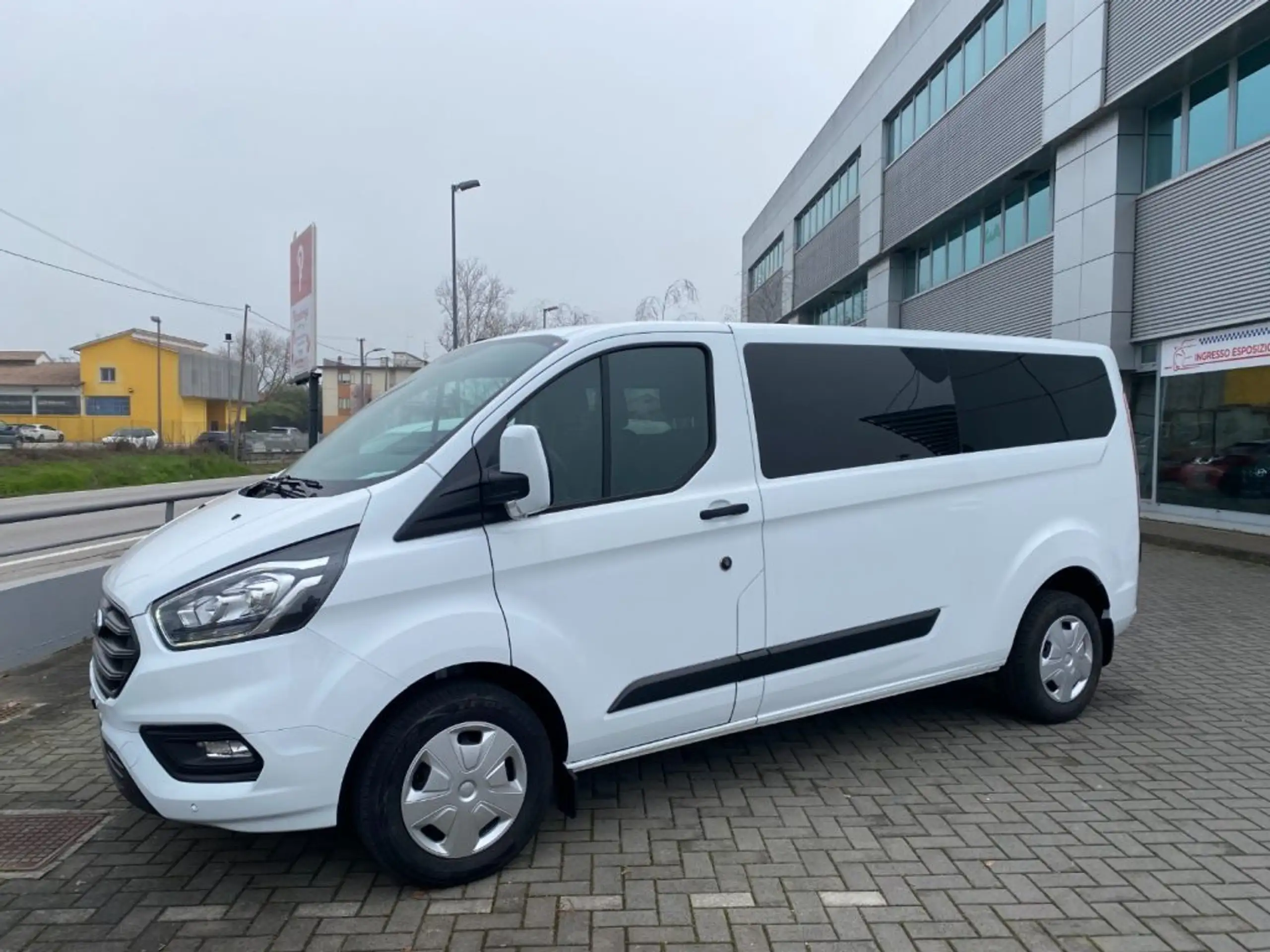 Ford - Transit Custom