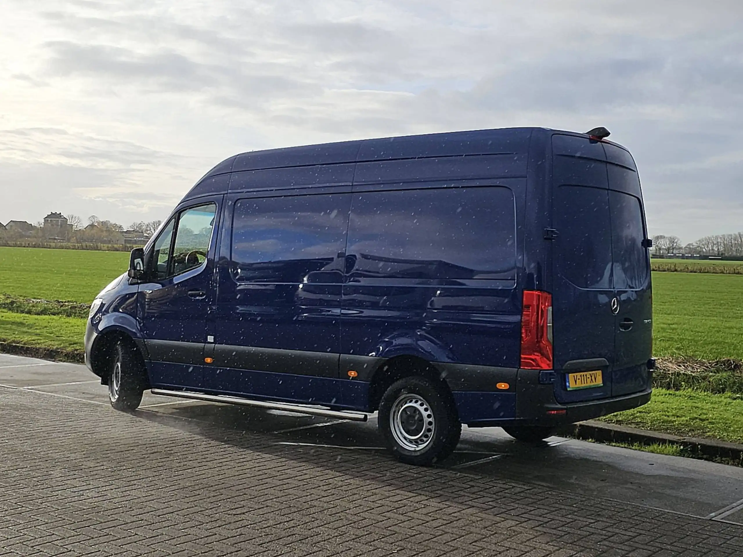 Mercedes-Benz - Sprinter