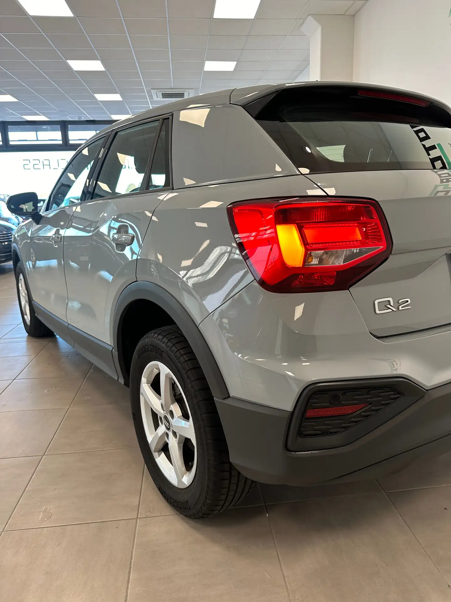 Audi - Q2