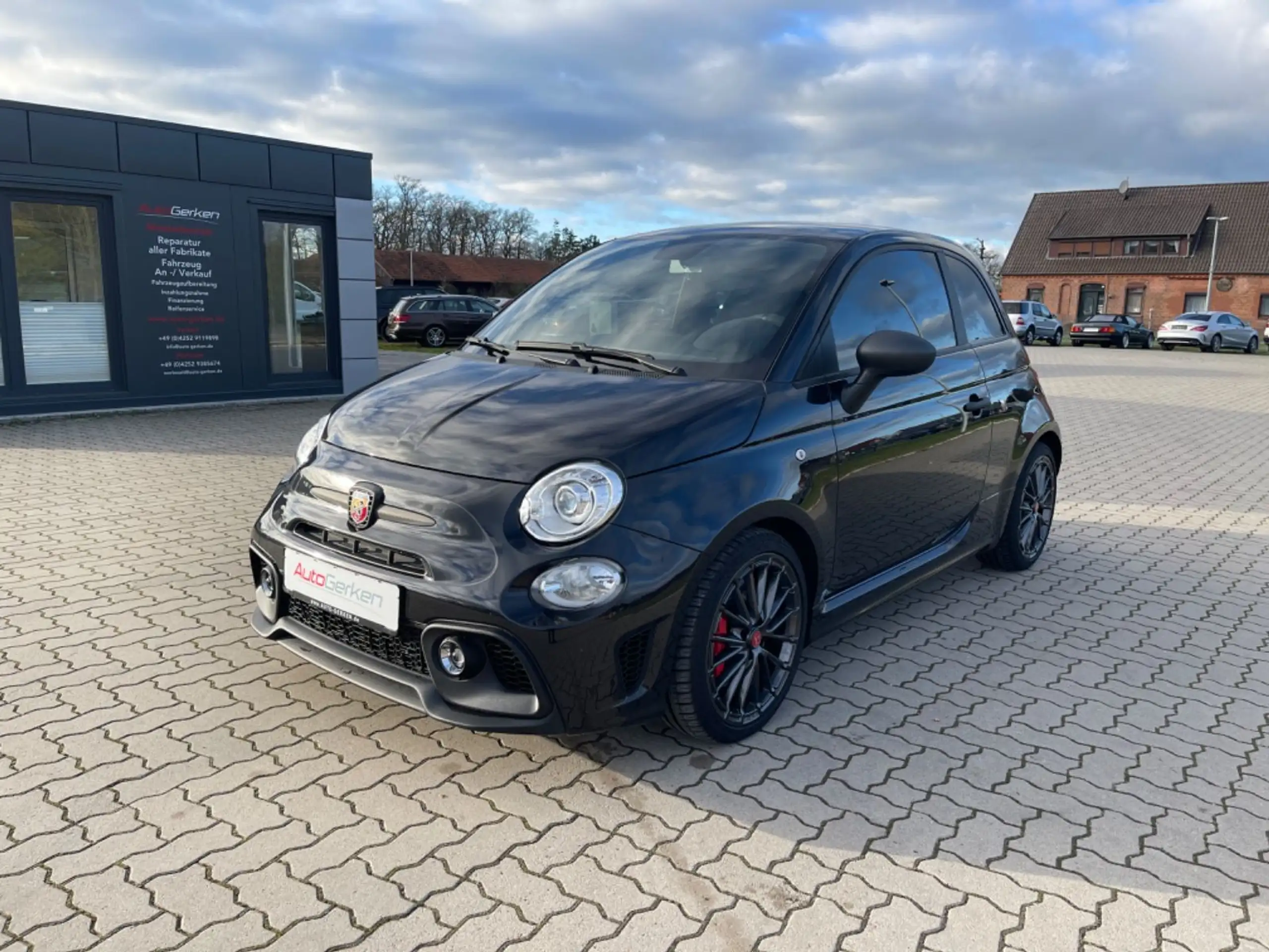 Abarth 595 Competizione 2023