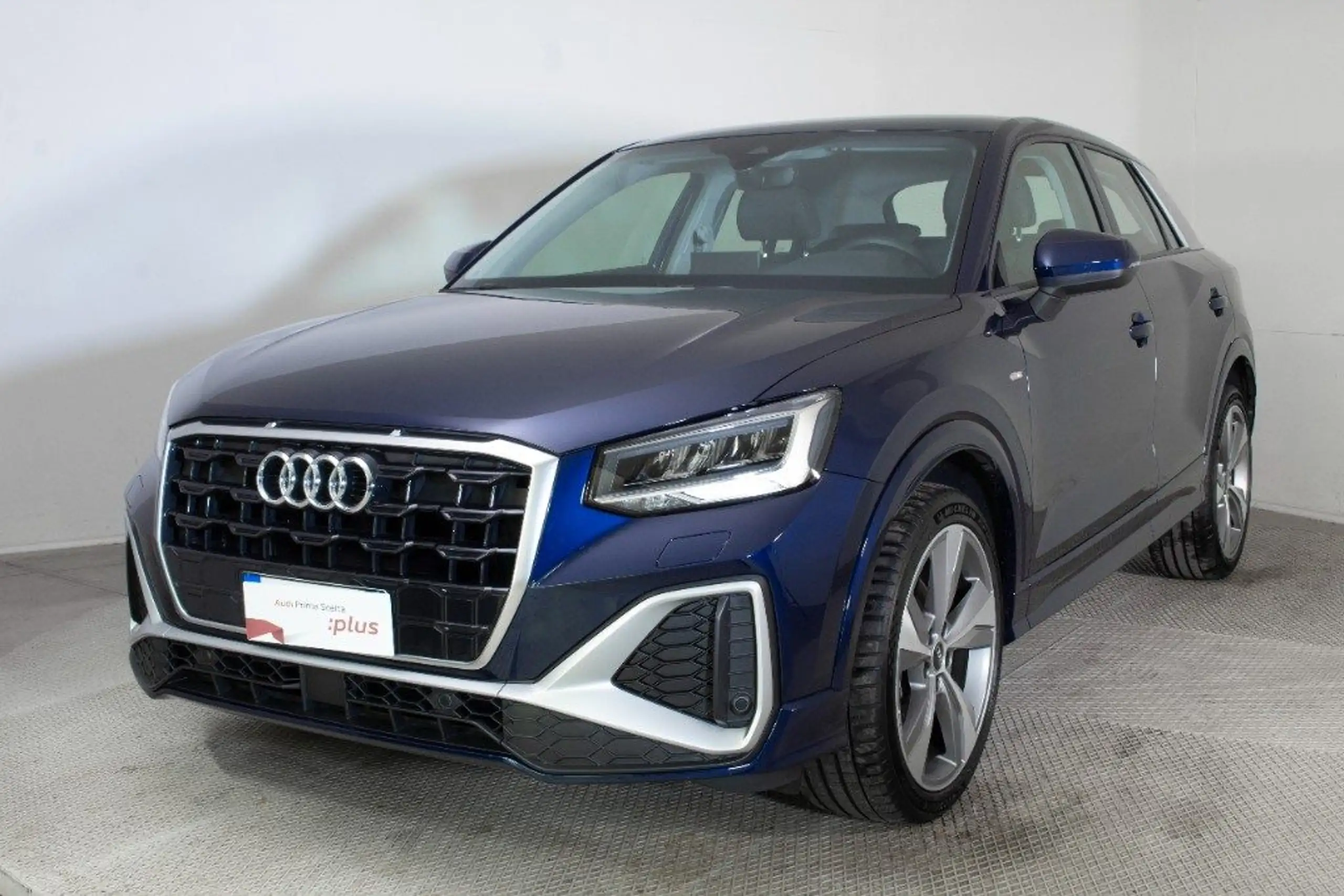 Audi - Q2